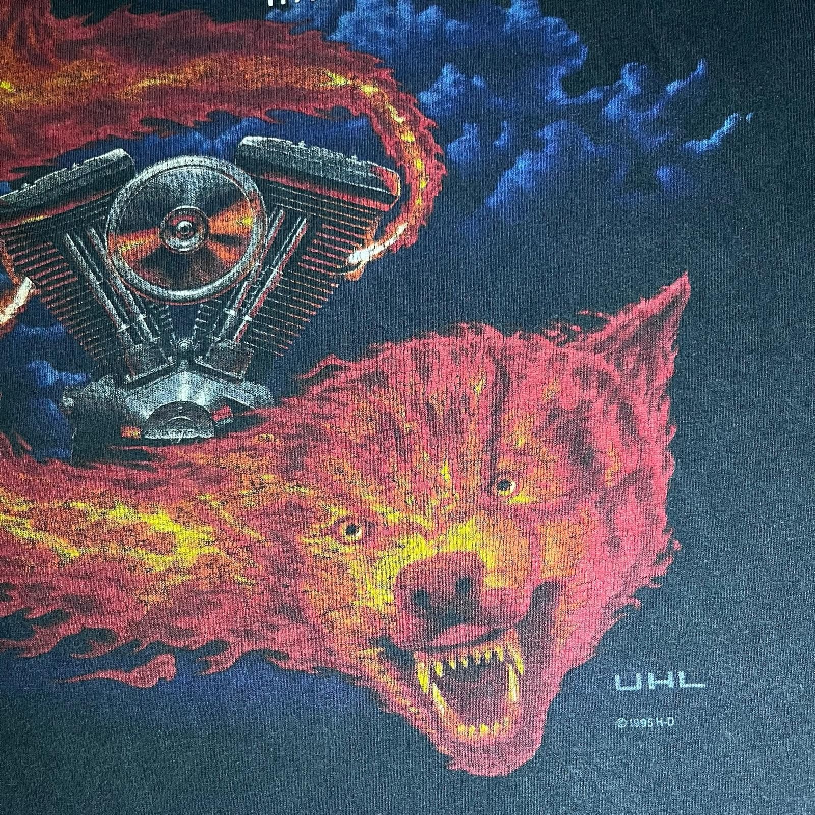 Harley Davidson 🔥 Vintage Harley-Davidson Twin Wolves Flame Tee – Size M Size US M / EU 48-50 / 2 - 6 Thumbnail