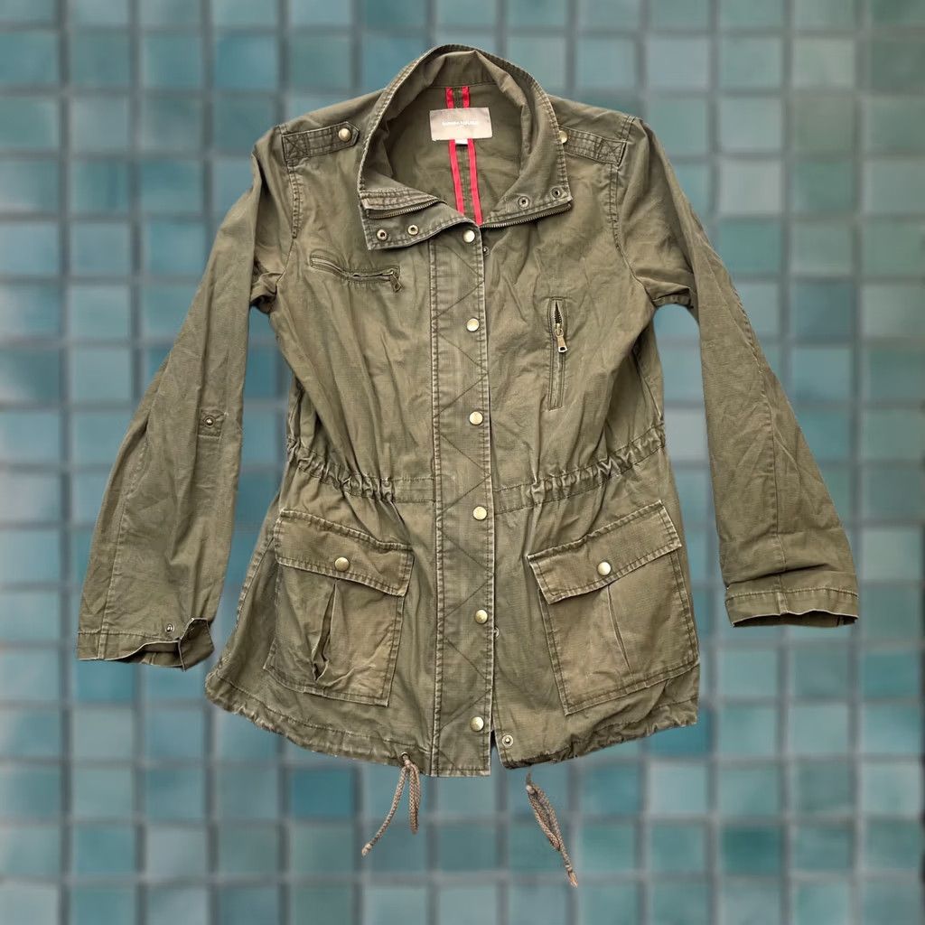 Banana Republic Banana Republic Jacket Womens Medium Green Military Coat Army Canvas Military Jacket Vertical Zip Pockets Regular Fit Size M / US 6-8 / IT 42-44 - 1 Thumbnail