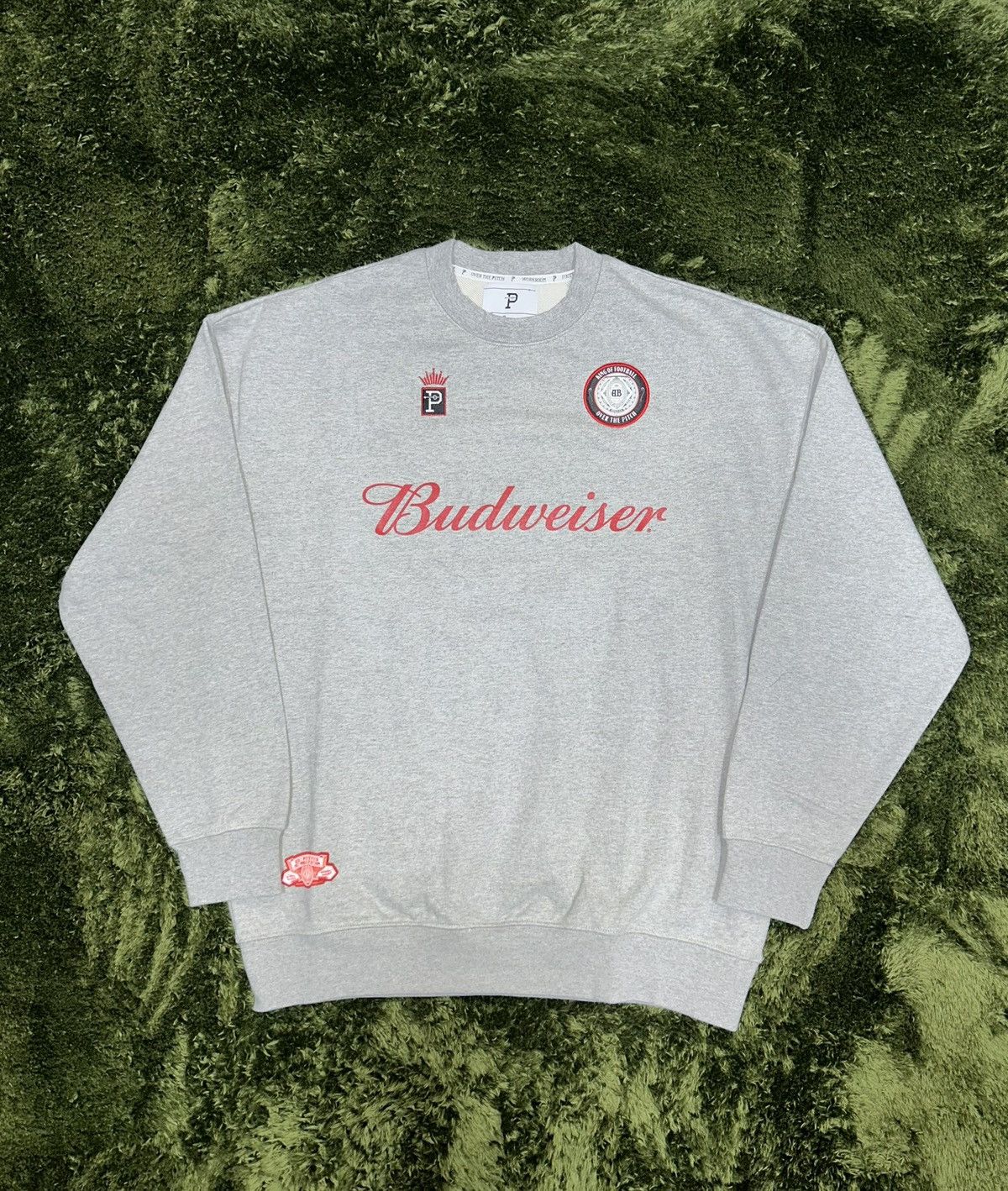 Budweiser [XL] Budweiser x over the pitch collaboration sweatshirts Size US XL / EU 56 / 4 - 1 Thumbnail