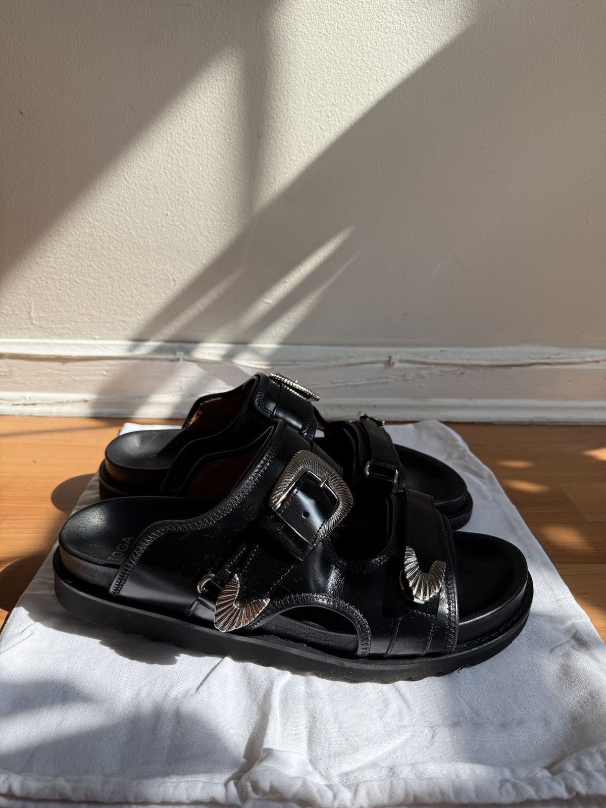 TOGA VIRILIS Toga VIRILIS Polido Size 11 Size US 11 / EU 44 - 2 Thumbnail