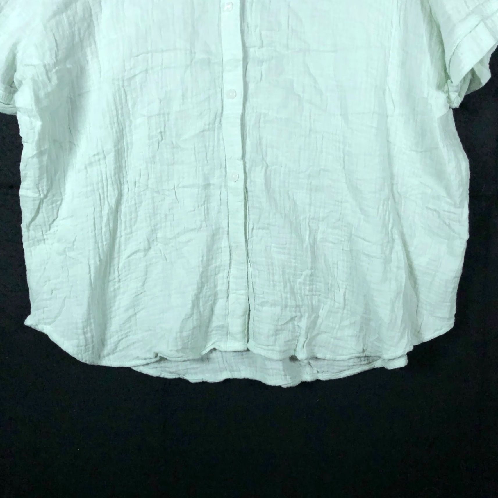 Lucky Brand Lucky Brand Women's Blouse Mint Green V-Neck Button-Down Short Sleeve Large Shirt" Size L / US 10 / IT 46 - 3 Thumbnail