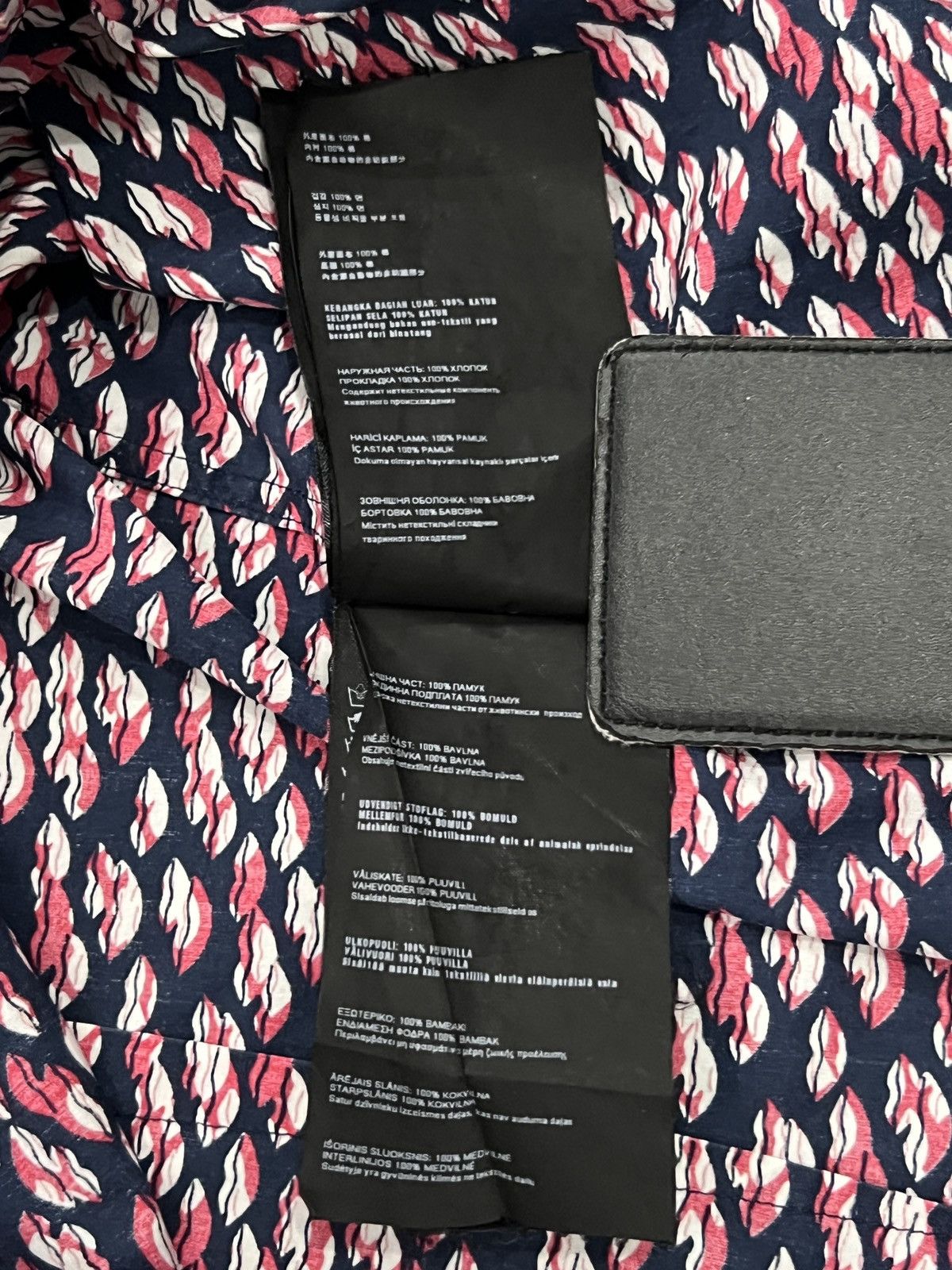 Prada Prada 2015 All-Over Lip Print Shirt Size US XS / EU 42 / 0 - 19 Thumbnail