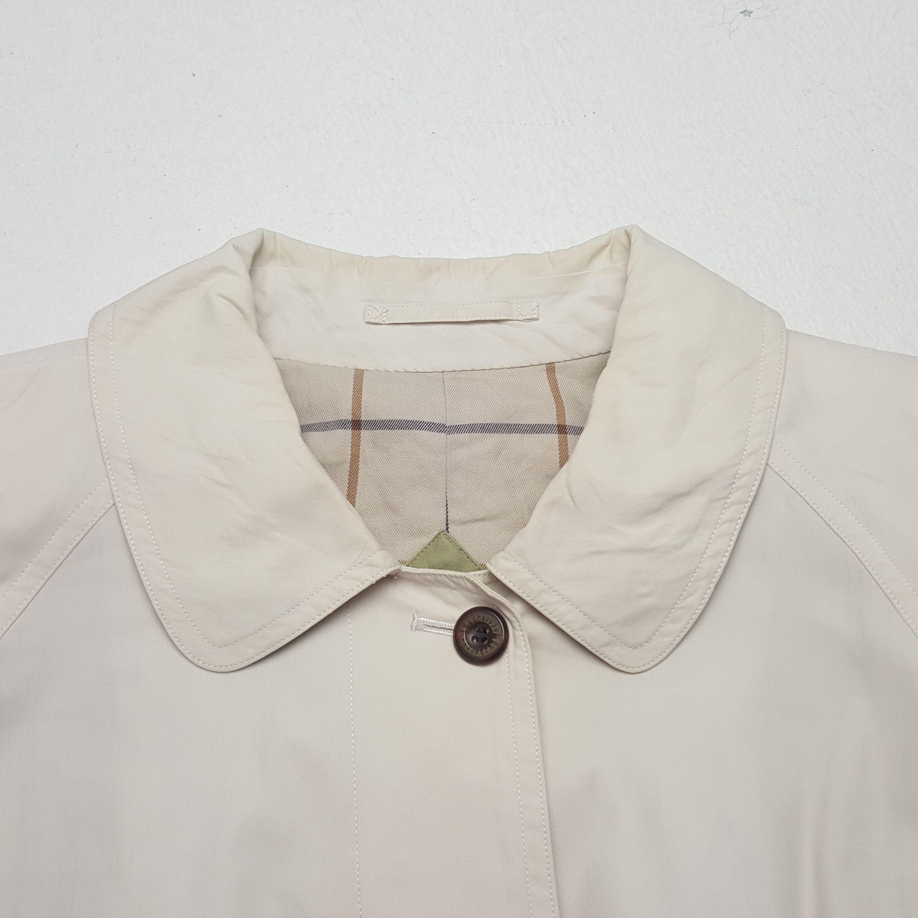 Burberry × Vintage Vintage Burberry Designer Brand Custom Logo Spell Out Jacket Size US L / EU 52-54 / 3 - 4 Thumbnail
