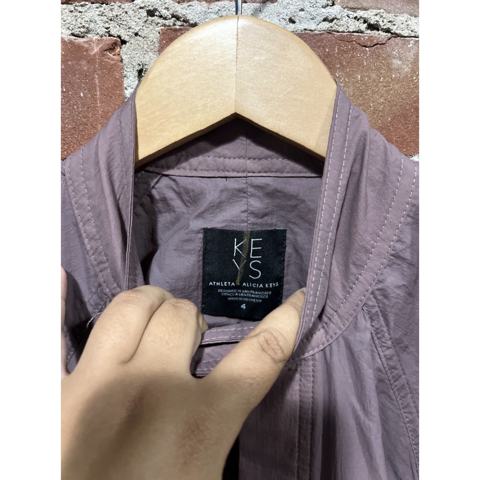 Athleta Athleta Alicia Keys Keys Utility Jumpsuit Mauve size 4 Womens Size 27" / US 4 / IT 40 - 2 Thumbnail