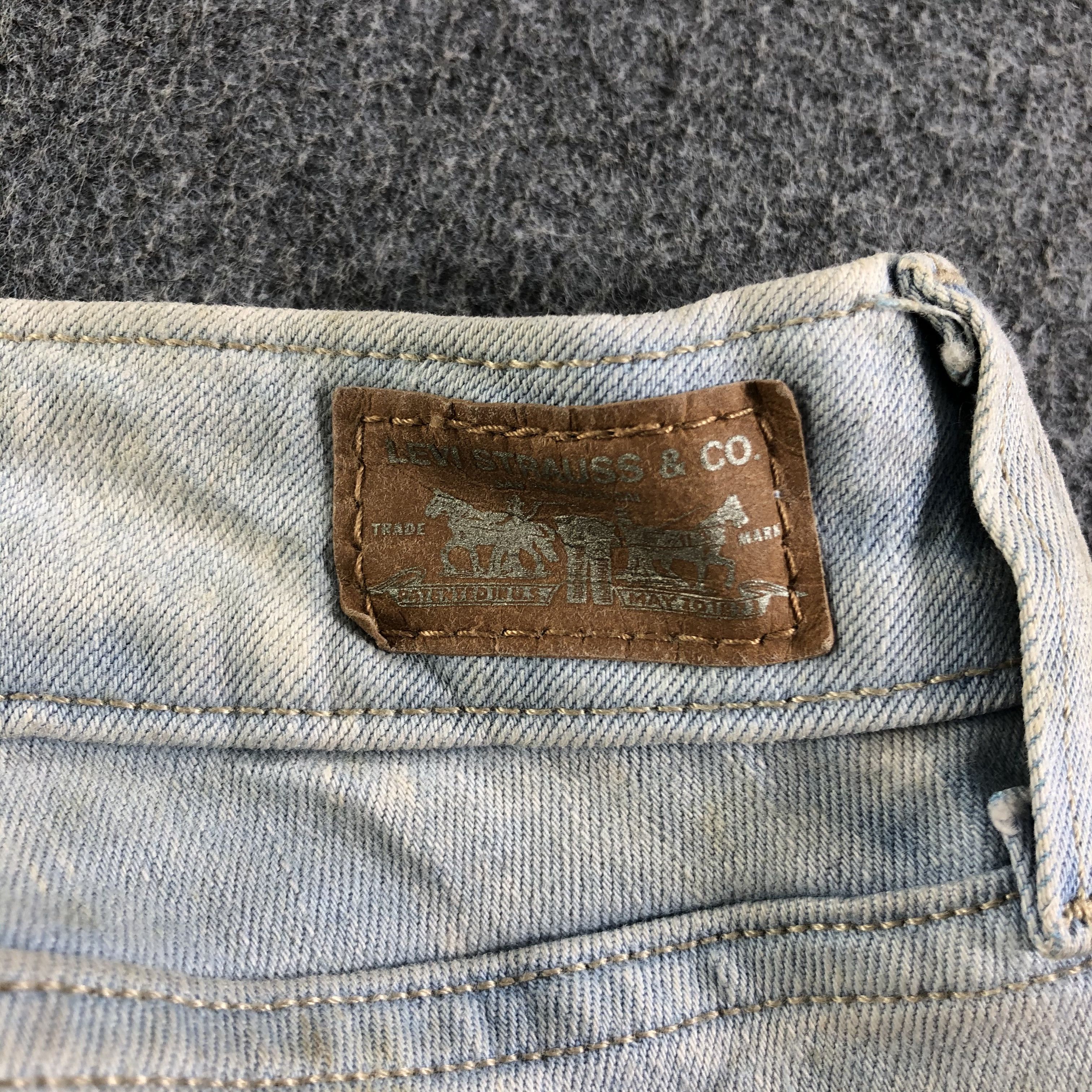 Levi's Vintage Light Wash Levis Jeans-J3133 Size US 34 / EU 50 - 5 Thumbnail