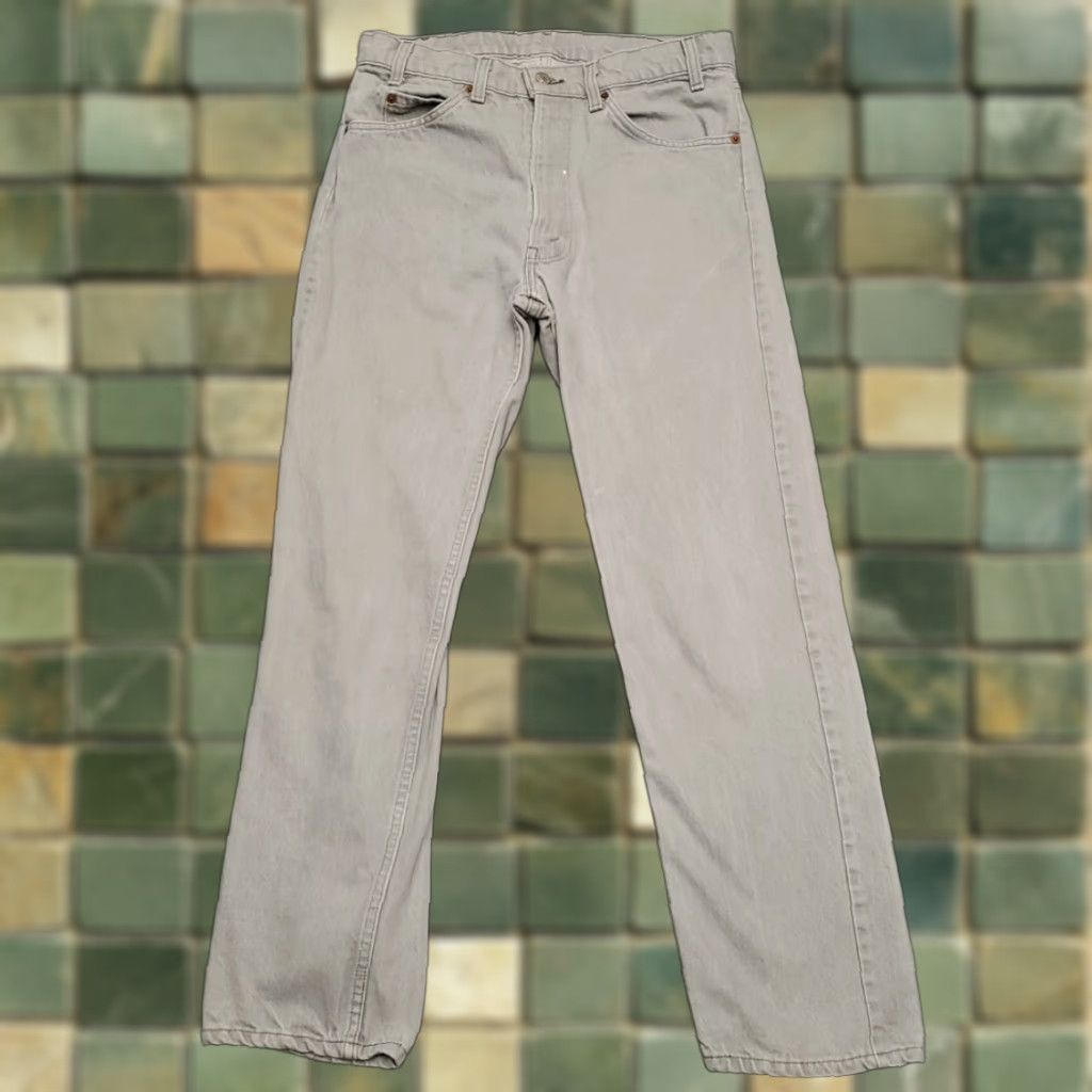 Vintage VINTAGE Levis 505 Jeans Mens 32x30 Gray Straight Leg Black Tab 90s Made in USA Mens Size US 32 / EU 48 - 1 Thumbnail