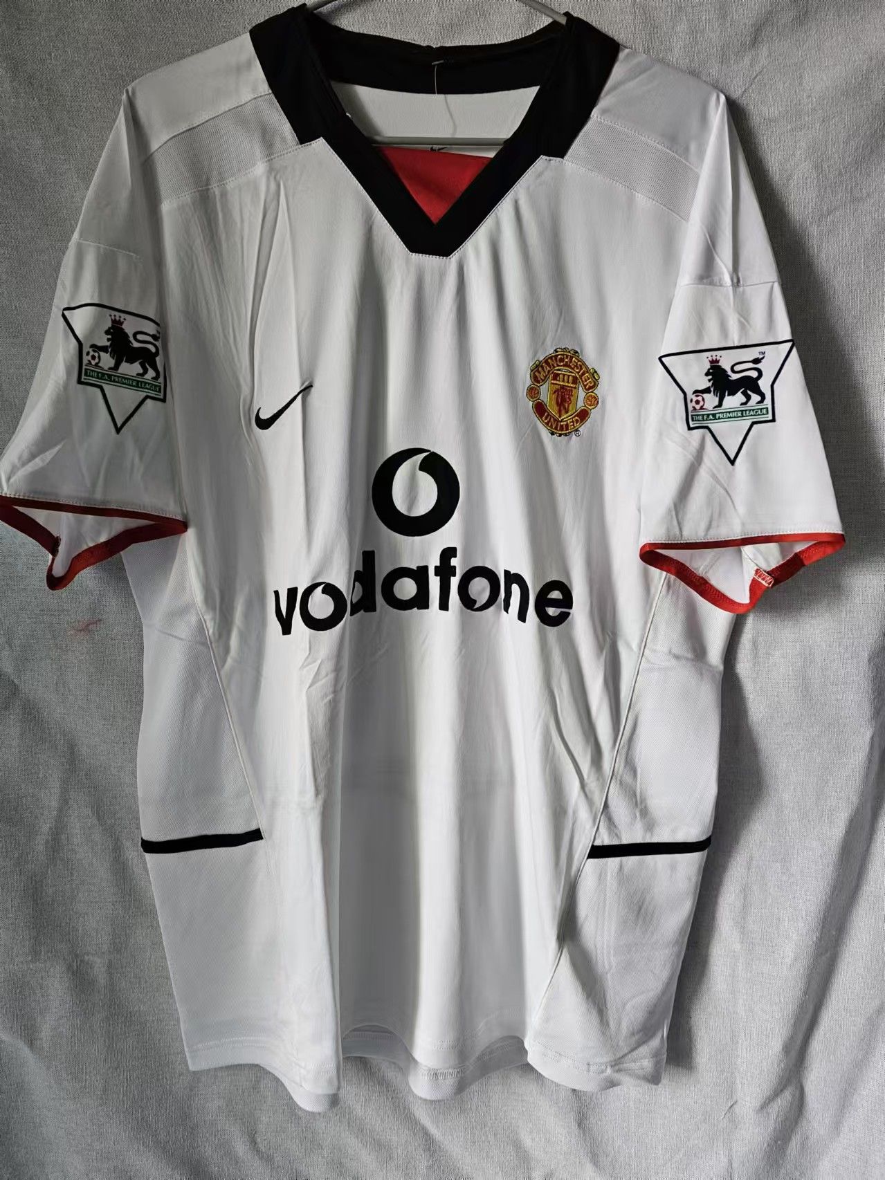Other 2002 03 Man Utd 11 Ryan Giggs Jersey Away Size US M / EU 48-50 / 2 - 2 Thumbnail
