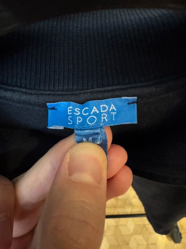 Escada Sport × Vintage Vintage Escada Sport Small Crystal Logo Navy Sweatshirt M Size M / US 6-8 / IT 42-44 - 2 Thumbnail