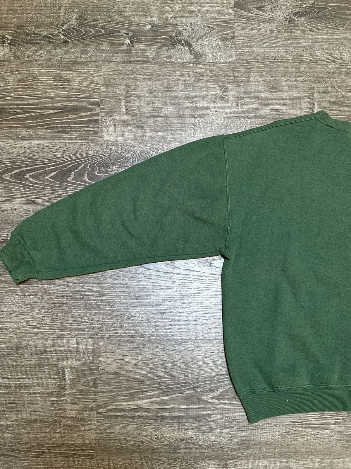 Russell Athletic × Vintage Vintage Russell Athletic Forest Green Crewneck Sweatshirt Size US L / EU 52-54 / 3 - 7 Thumbnail