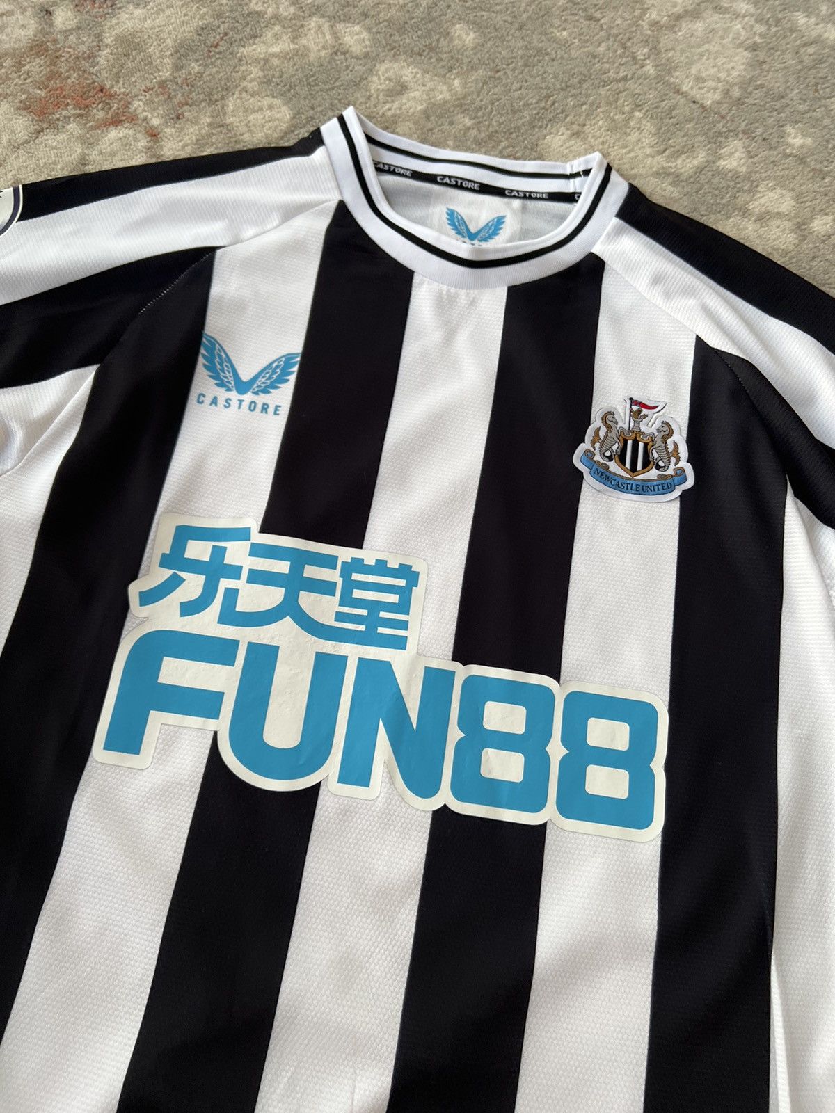 Other Castore Newcastle United Jersey Size US M / EU 48-50 / 2 - 3 Thumbnail