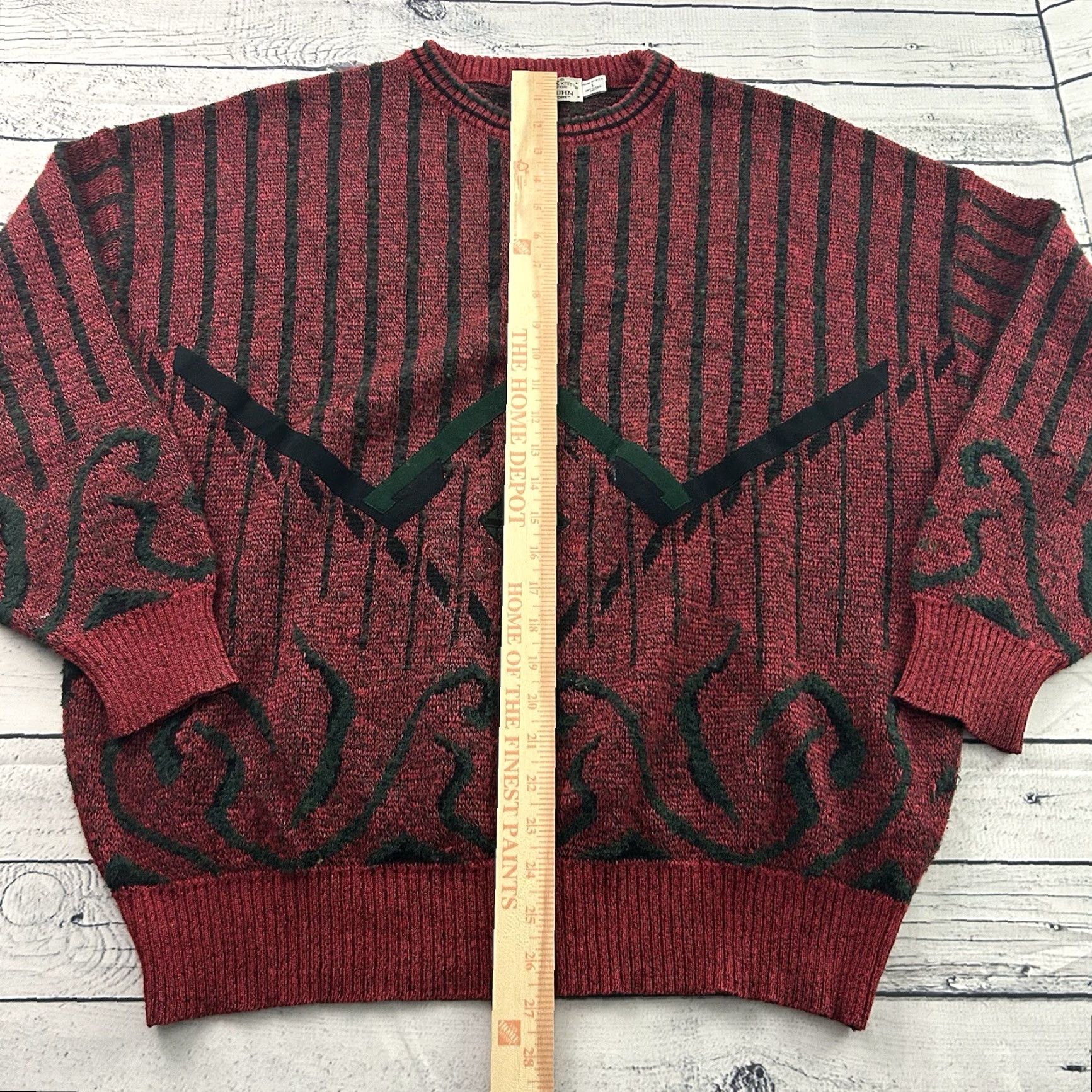 Vintage VINTAGE St Croix Pullover Crewneck Sweater Men's L Red Abstract Shirt Mens L Red Abstract St Croix Pullover Crewneck Sweater Size US L / EU 52-54 / 3 - 3 Thumbnail