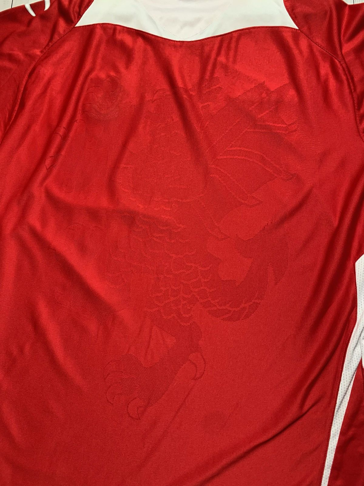 Champion × Vintage Vintage Champion Wales soccer jersey size XL red Size US XL / EU 56 / 4 - 6 Thumbnail