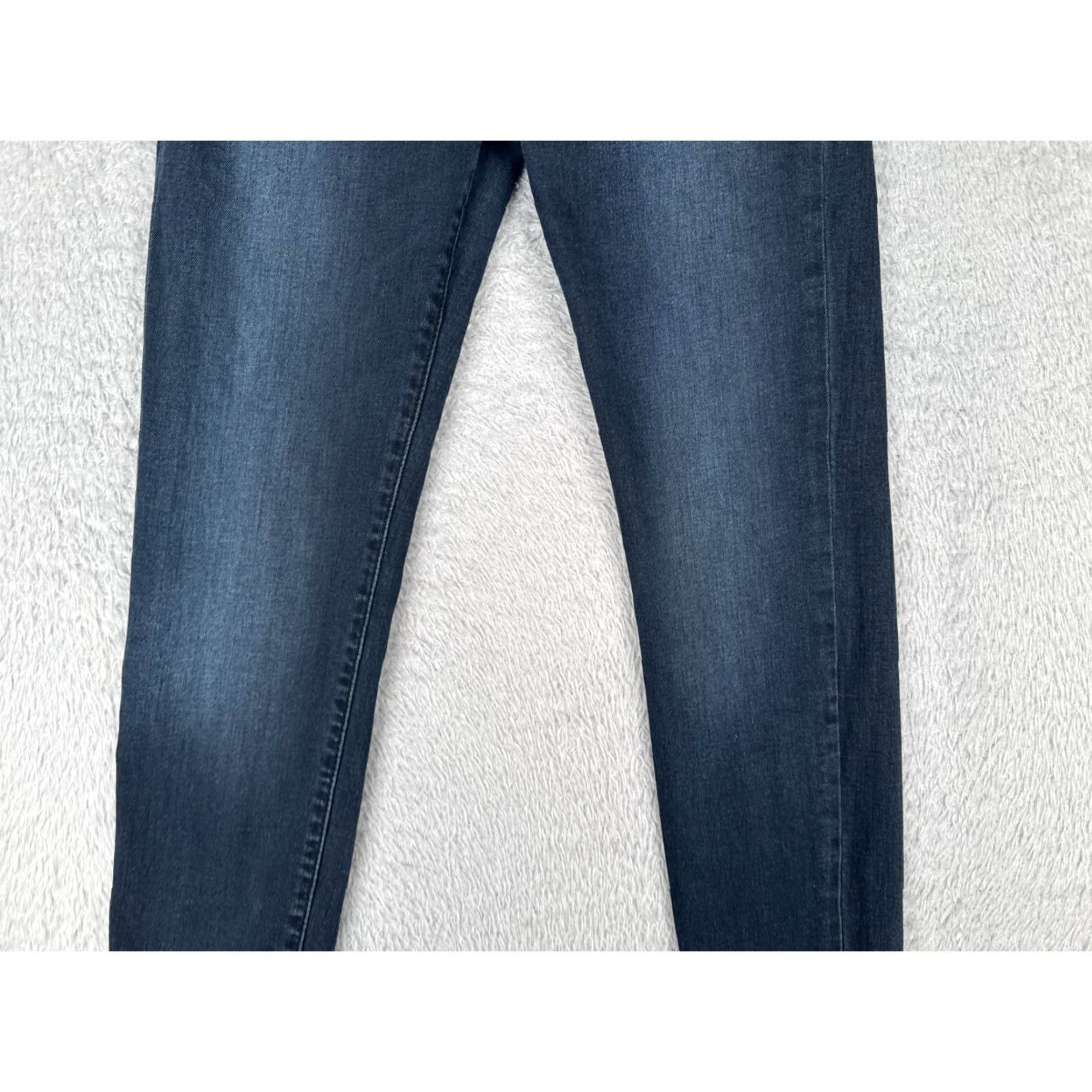Forever 21 Forever 21 Jeans Womens 28 Blue Denim Skinny Button Fly Dark Wash Cotton 26x28 Mens? Girls? No. Size 28" / US 6 / IT 42 - 3 Thumbnail