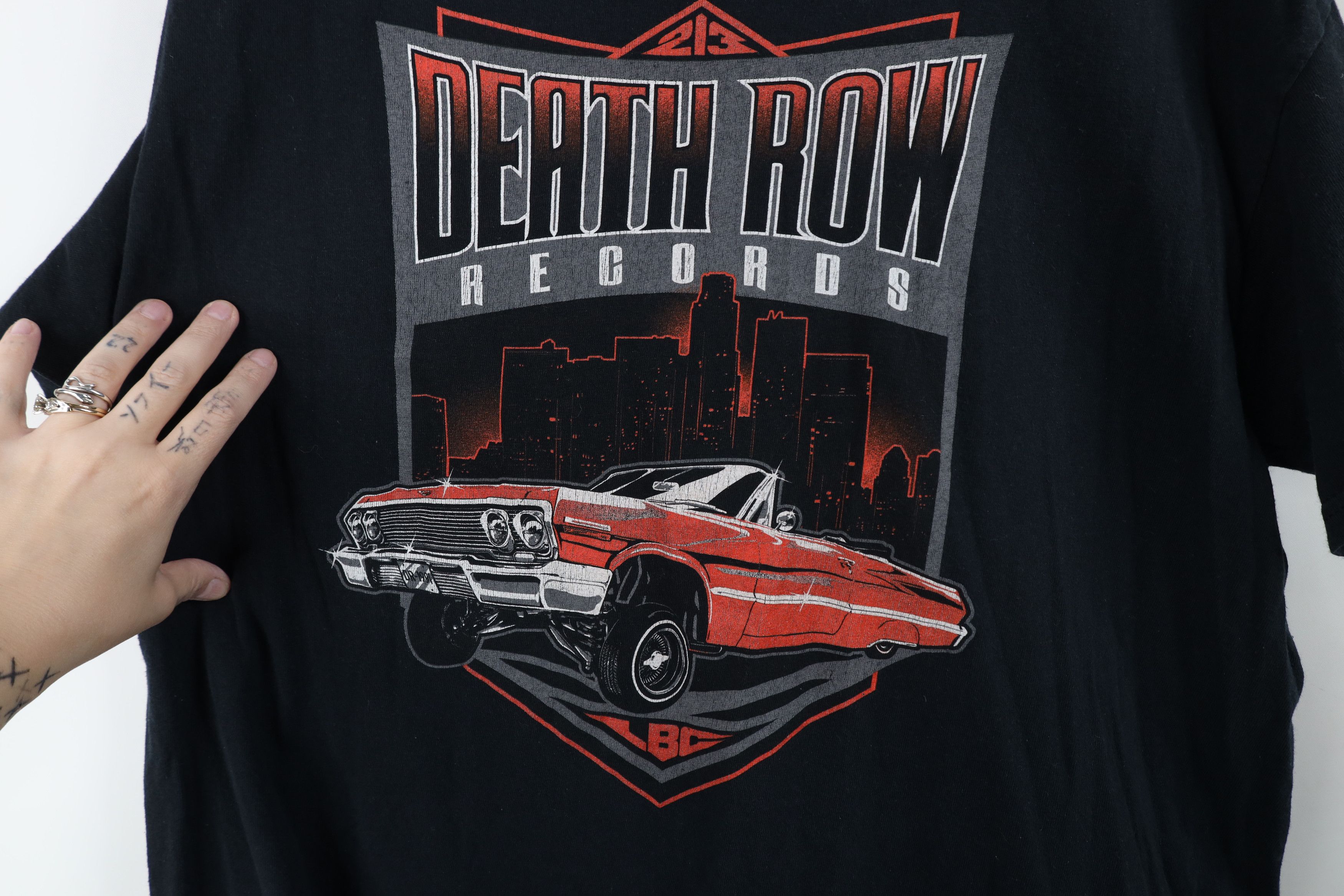 Vintage Retro Y2K Spell Out 213 LBC Death Row Records Rap T-Shirt Size US L / EU 52-54 / 3 - 4 Thumbnail