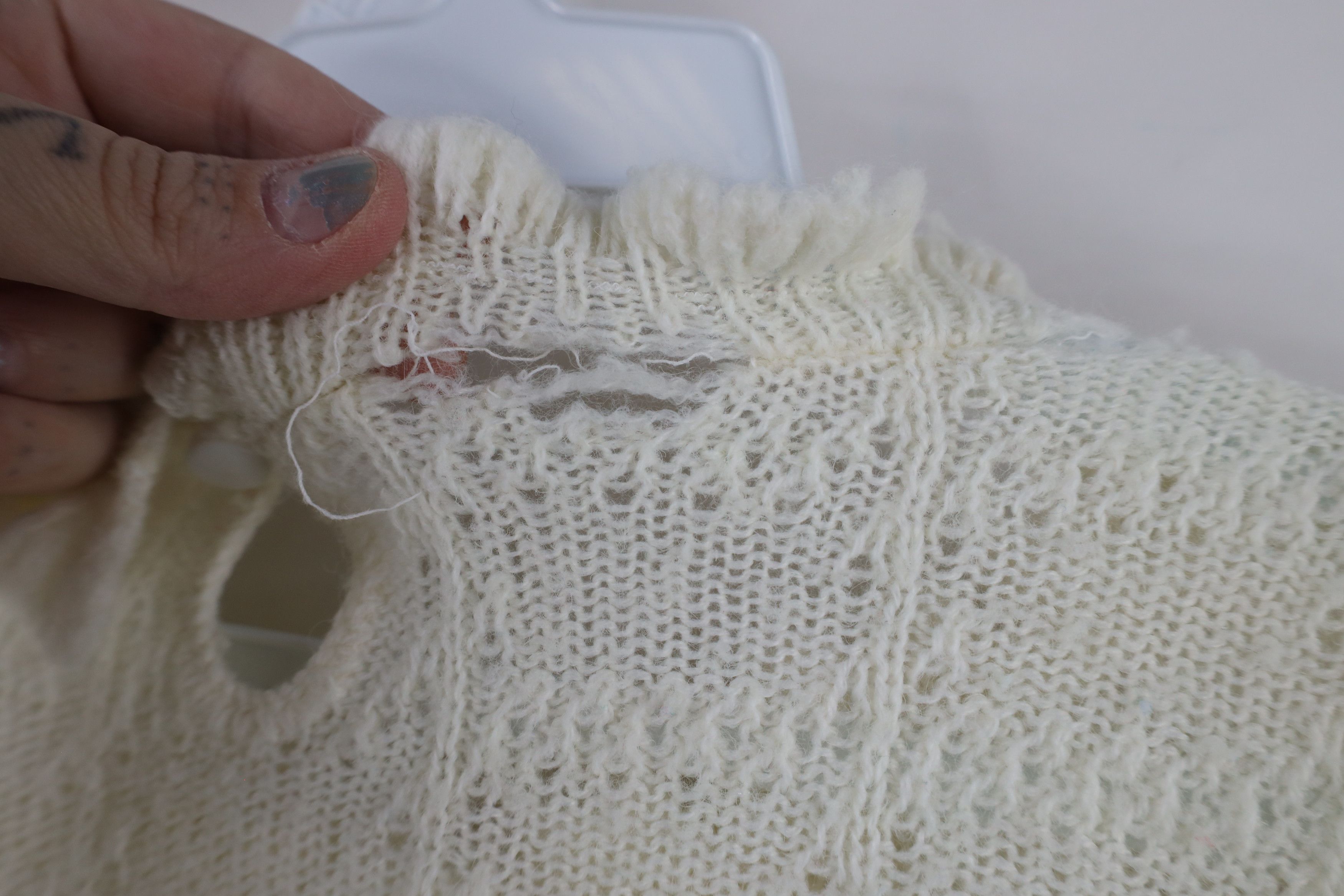 Vintage Vintage 60s Streetwear Frilly Knit Sweater Cream USA Size M / US 6-8 / IT 42-44 - 9 Thumbnail