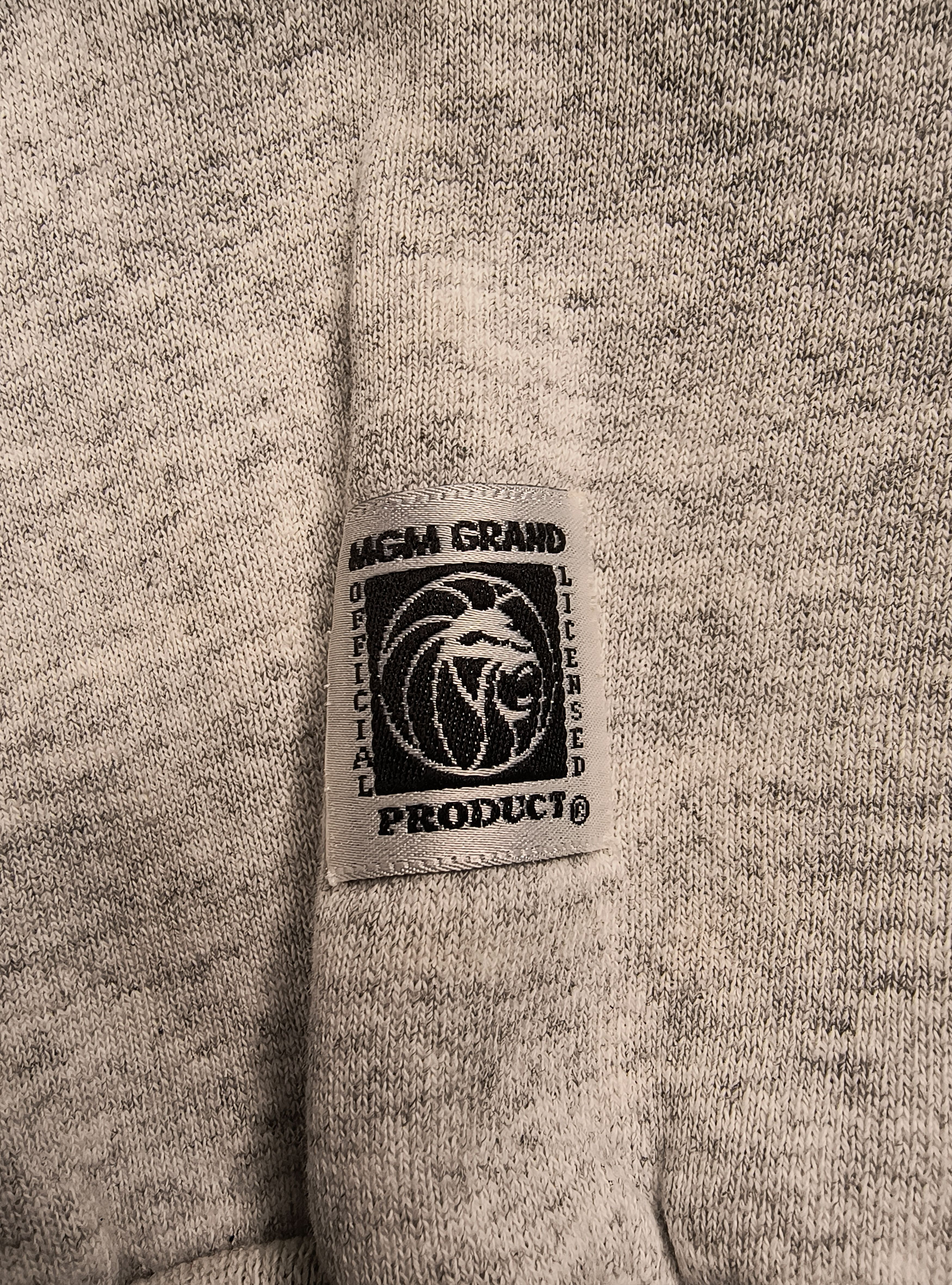 Vintage Vintage Chavez vs Taylor MGM Grand 1994 crewneck sweatshirt Size US XL / EU 56 / 4 - 4 Thumbnail