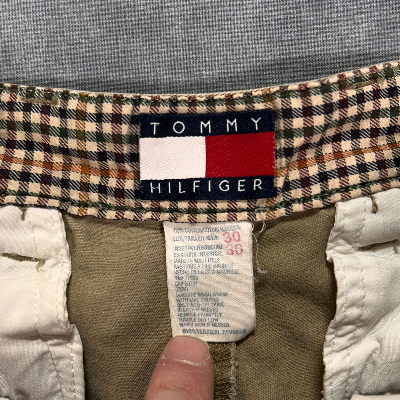 Tommy Hilfiger VTG Tommy Hilfiger pleated skater preppy chino pants wms 27 Size 27" / US 4 / IT 40 - 5 Thumbnail