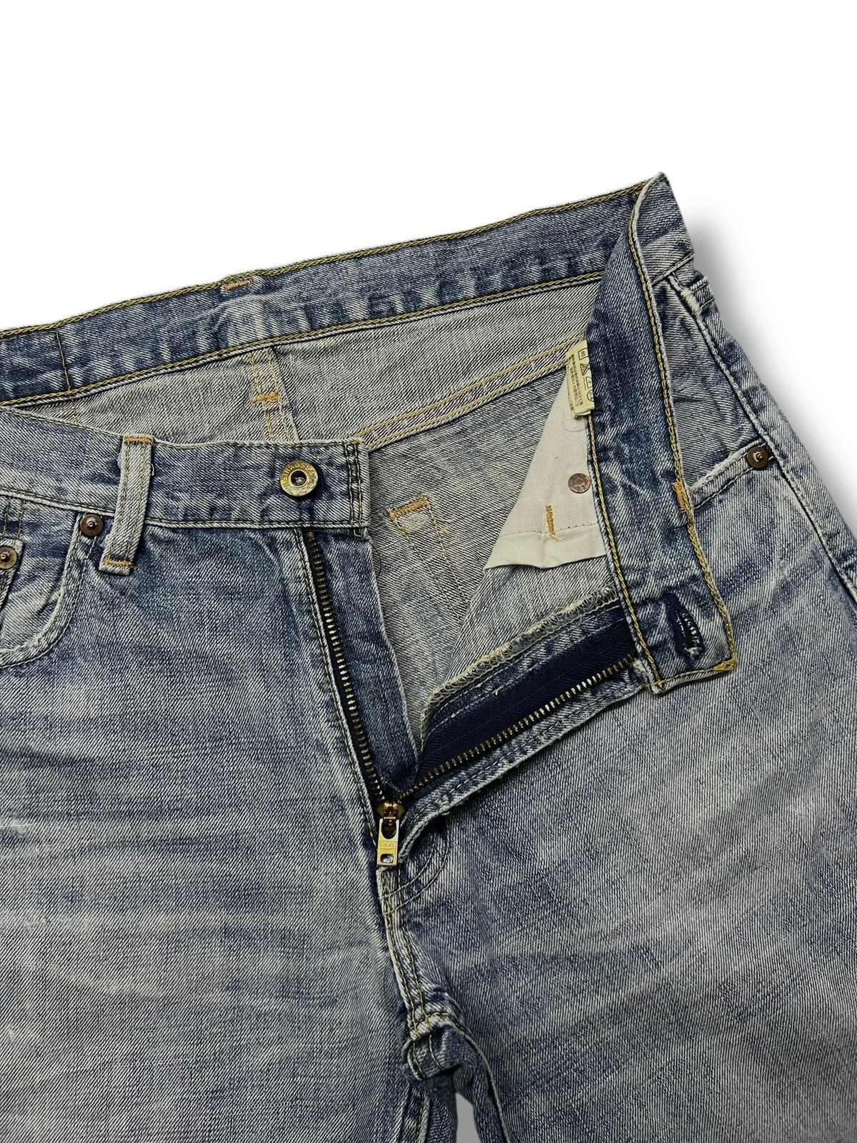 Levi's Vintage Levi’s 502 Japan - Faded Wash, Distressed Denim Size US 32 / EU 48 - 9 Thumbnail