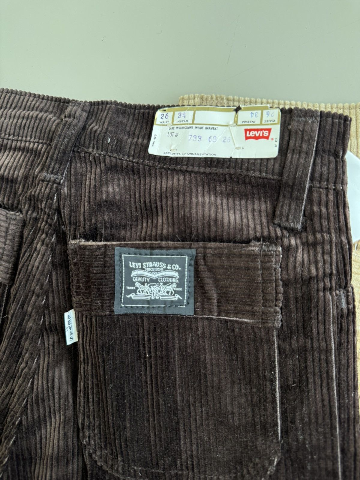 Levi's Vintage Clothing Vintage Deadstock Levi’s Bootcut Corduroy Size 26" / US 2 / IT 38 - 6 Thumbnail