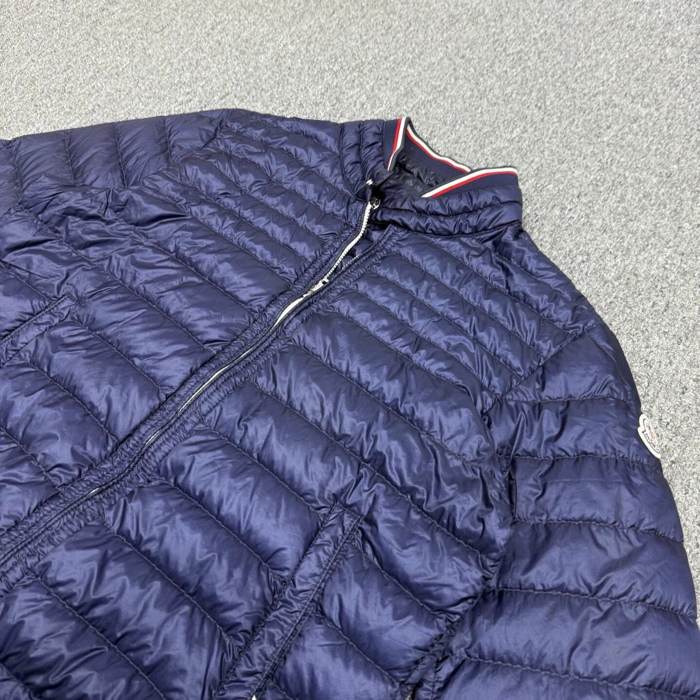 Moncler Moncler navy lightweight down jacket US 1 new Size US S / EU 44-46 / 1 - 3 Thumbnail