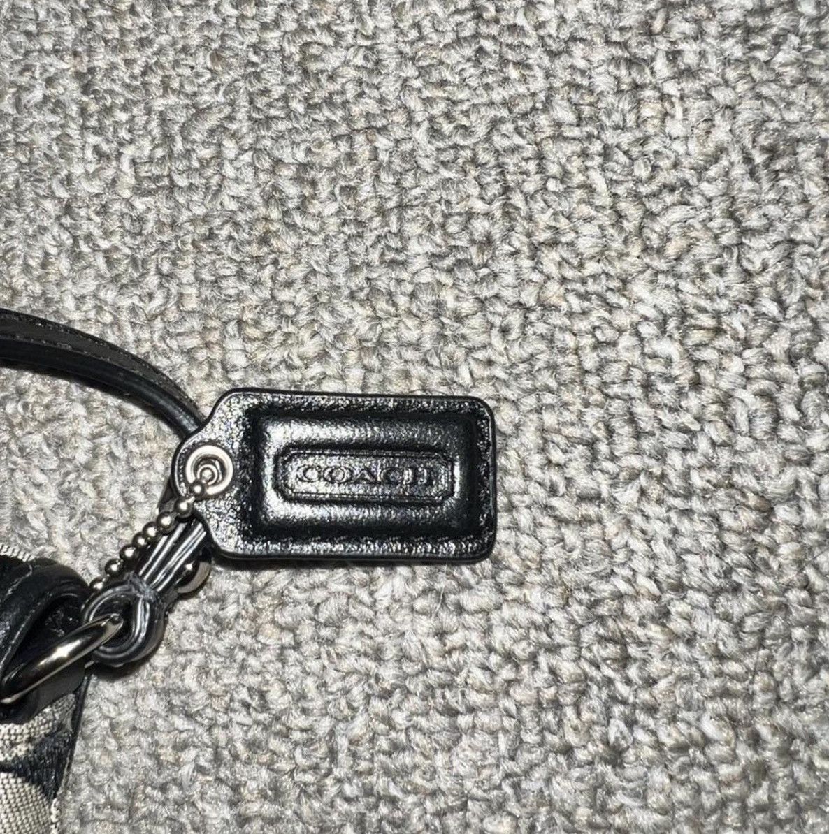 Coach Coach - Kristin Op Art Black & Gray Jacquard Wristlet Size ONE SIZE - 6 Thumbnail