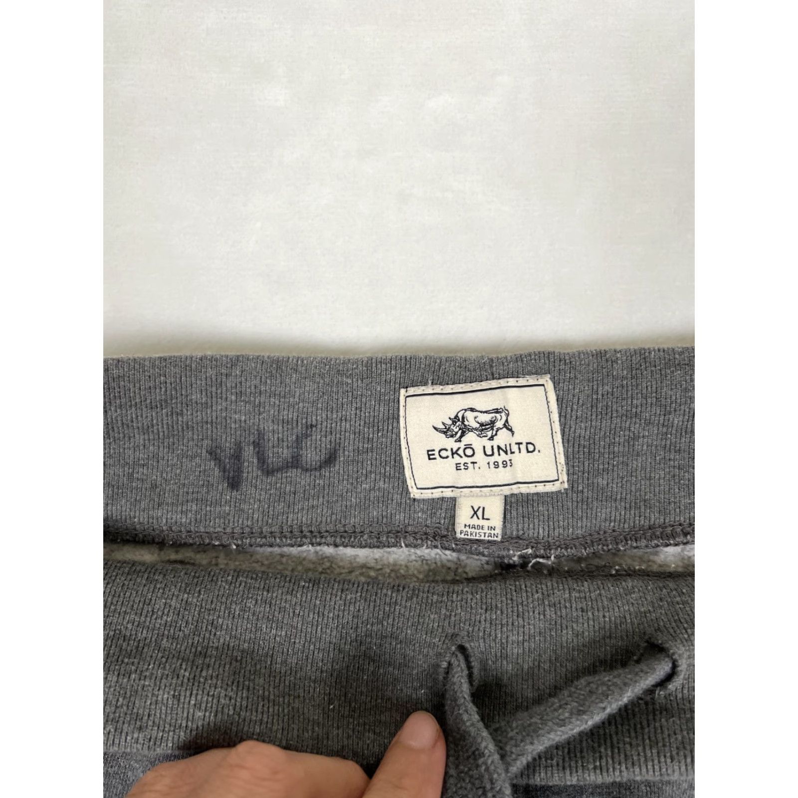 Ecko Unltd. VINTAGE Ecko Unltd Sweatpants Mens XL Fleece Jogger Pants Gray Cuff Relaxed Fit Elastic Waist Pockets Drawstring 28 In Inseam Size US 36 / EU 52 - 3 Thumbnail