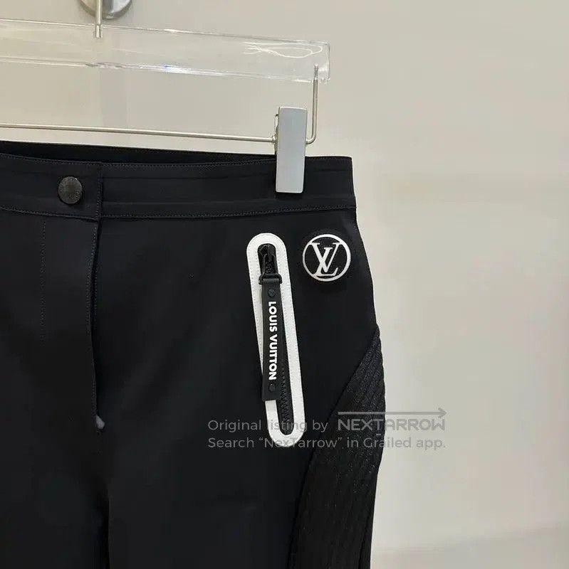 Louis Vuitton Louis Vuitton Black Nylon Logo Casual Pants . Size 22" - 5 Thumbnail