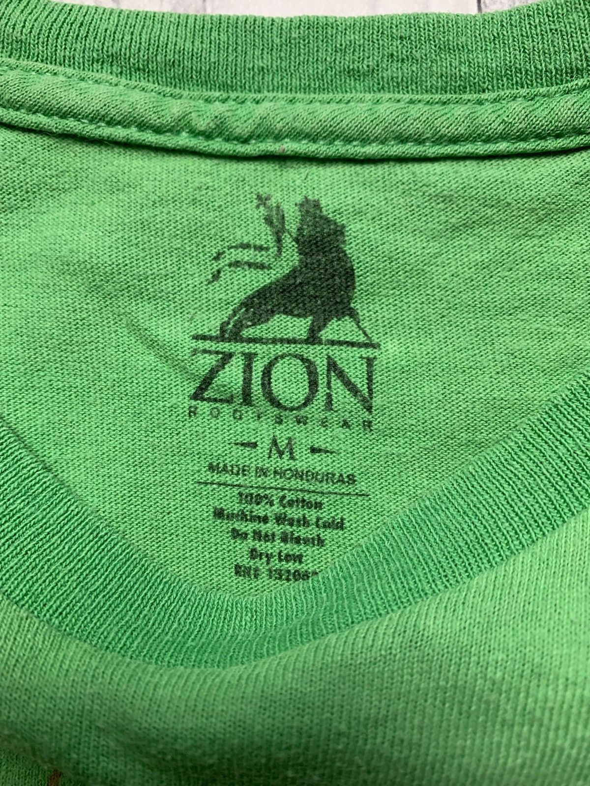 Bob Marley × Vintage Vintage Bob Marley green Rasta tee rare size M Size US M / EU 48-50 / 2 - 5 Thumbnail