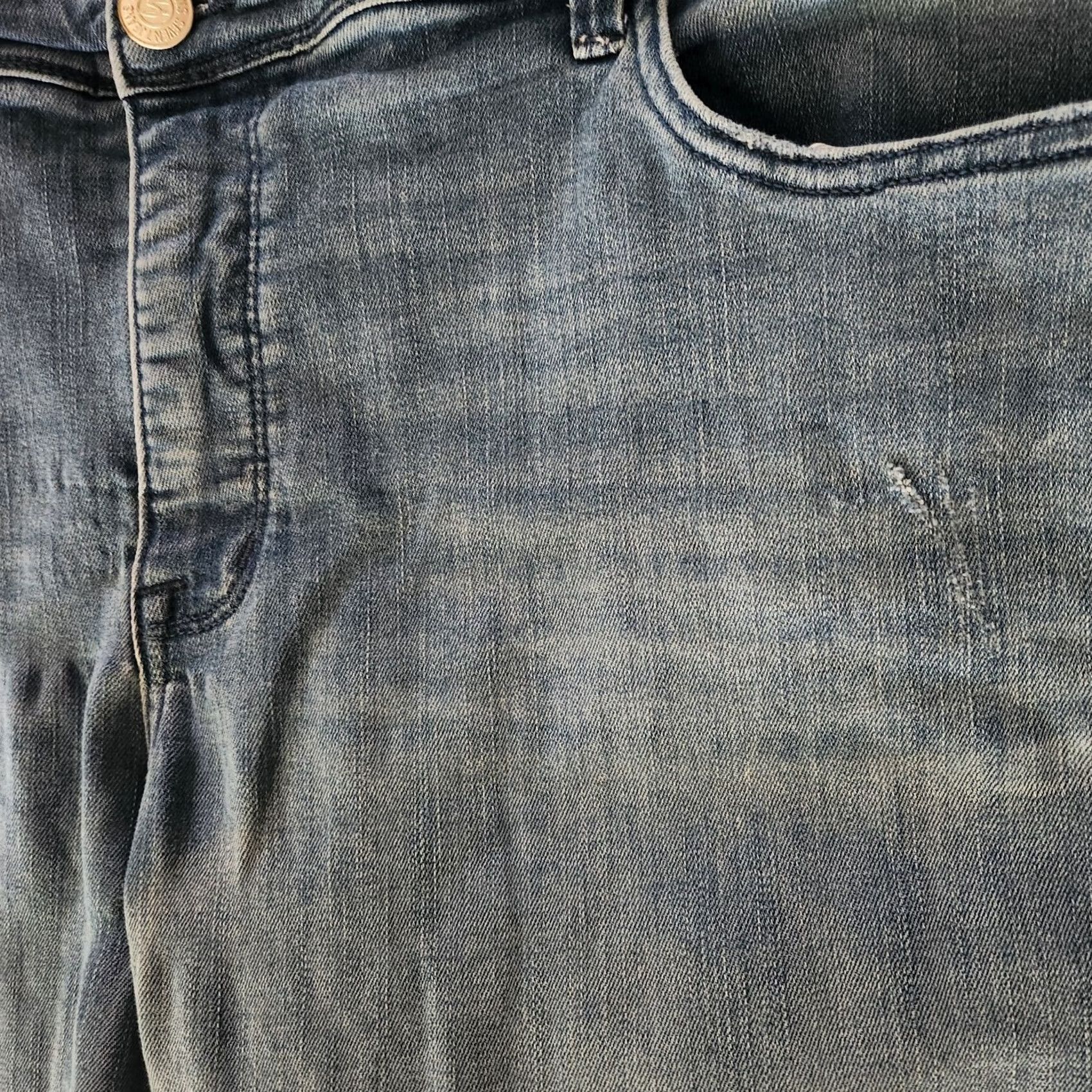 Vintage VINTAGE Seven7 Light Wash Breezy Crop Blue Jeans Women's Size 22 Plus Distressed Luxe 90s Womens Jeans Size 40" / US 18 - 3 Thumbnail