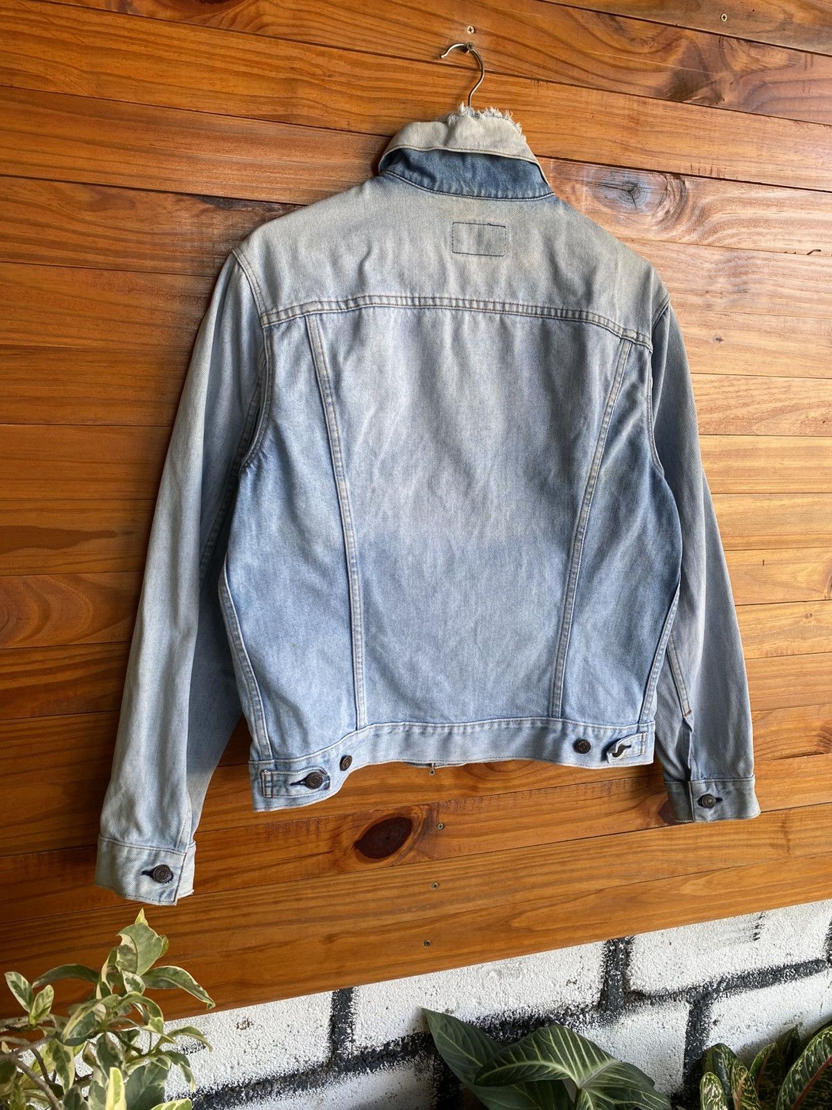 Levi's Vintage 1980s Levi’s 70505 Denim Jacket Light Wash Trucker Size US M / EU 48-50 / 2 - 17 Thumbnail