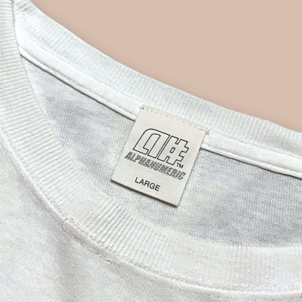 Alphanumeric ALPHANUMERIC Long sleeve White tee Size US L / EU 52-54 / 3 - 6 Thumbnail