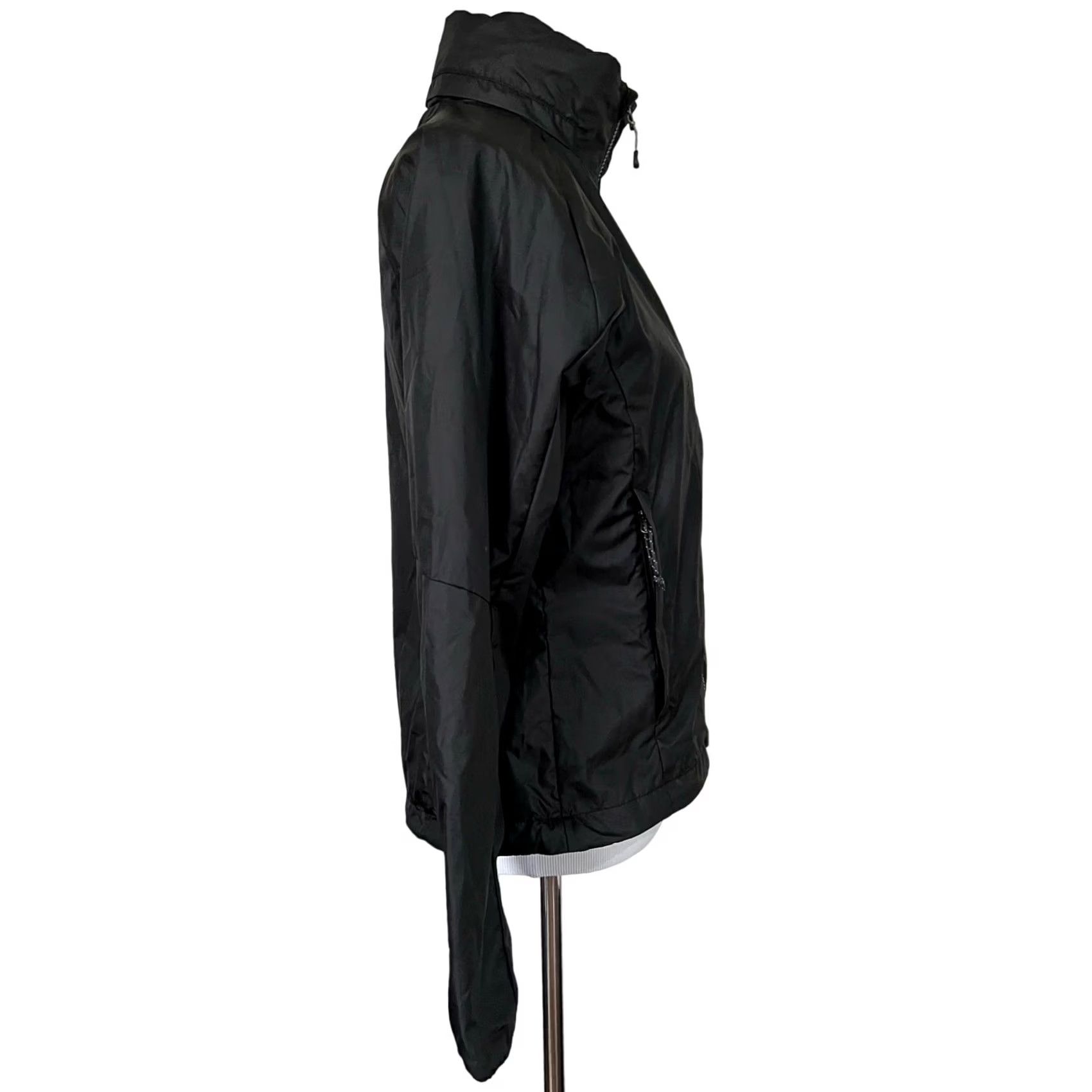 Mountain Hardwear VINTAGE Mountain Hardwear Windbreaker Jacket Windrush Black XS Women’s Packable Hooded Windbreaker Size XS / US 0-2 / IT 36-38 - 7 Thumbnail