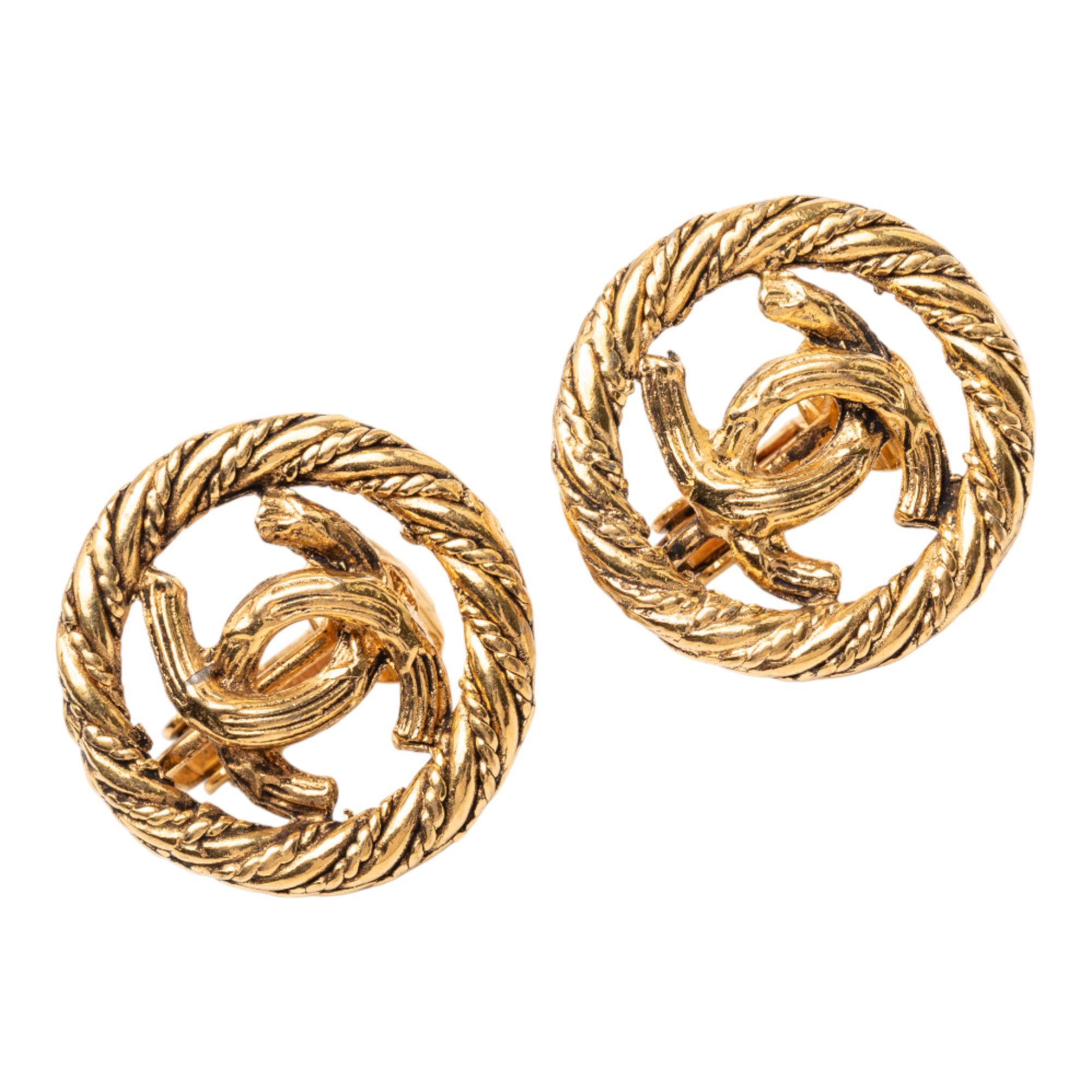 Chanel Chanel CC Gold Plated Round Clip on Earrings Size ONE SIZE - 1 Thumbnail