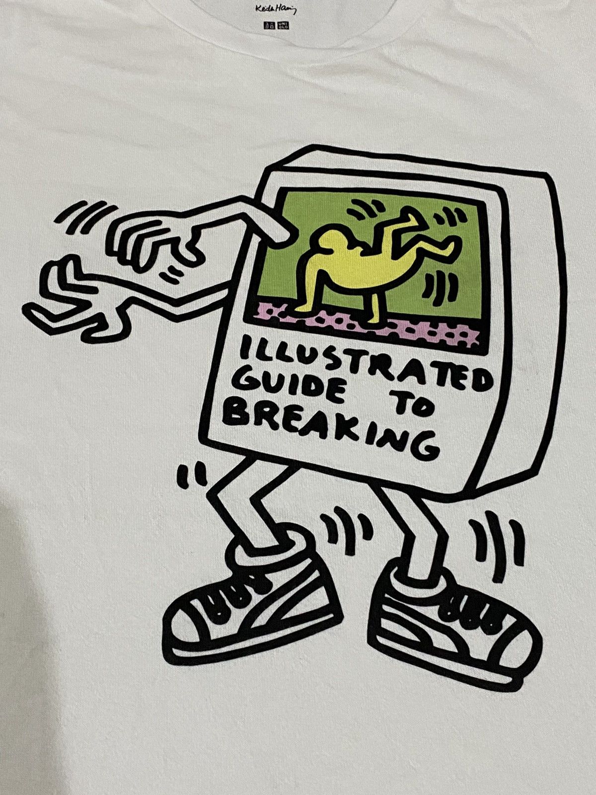 Keith Haring × Uniqlo KEITH HARING ILLUSTRATED GUIDE TO BREAKING WHITE TEE Size US XXL / EU 58 / 5 - 2 Thumbnail
