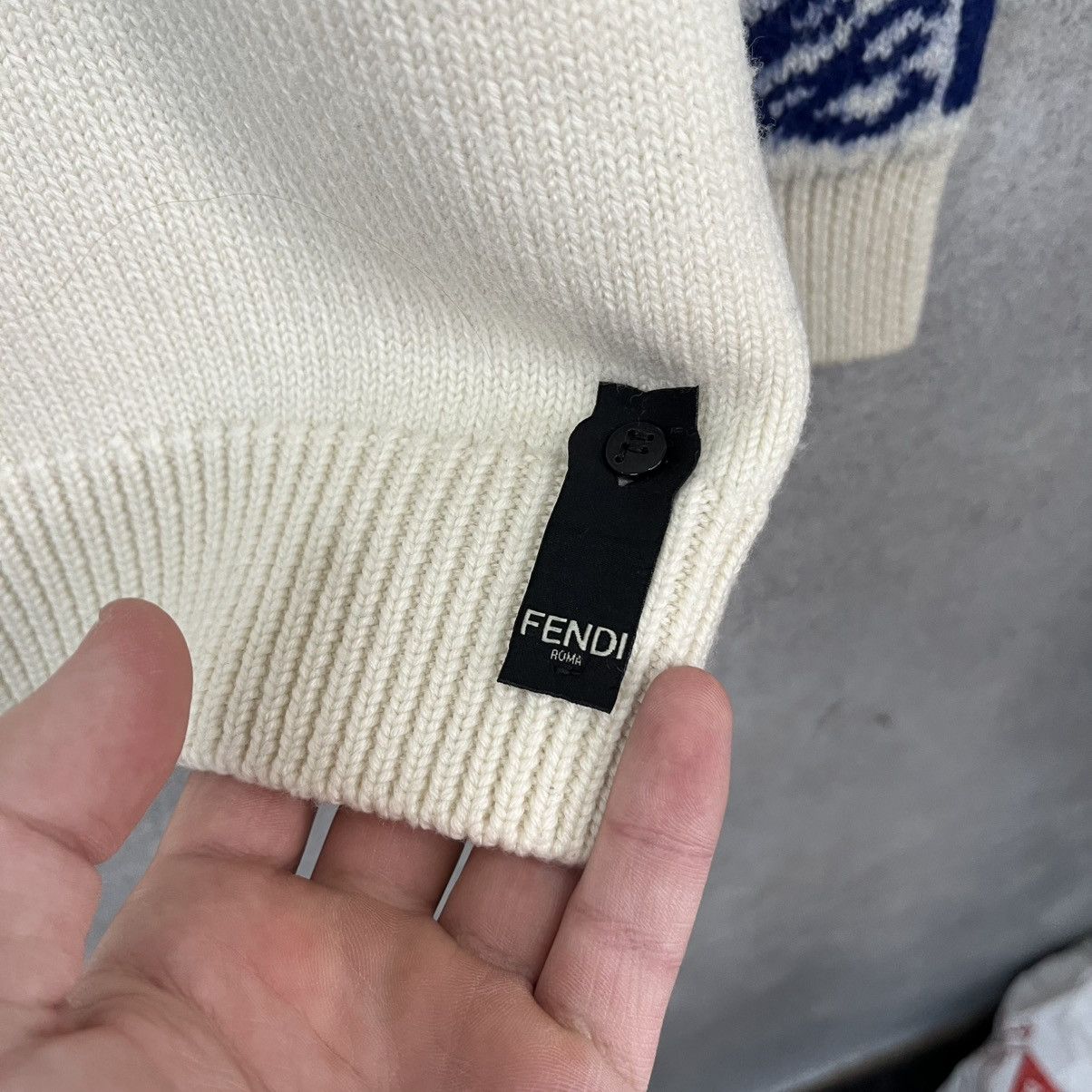 Fendi Fendi Monogram sweater Size US M / EU 48-50 / 2 - 7 Thumbnail