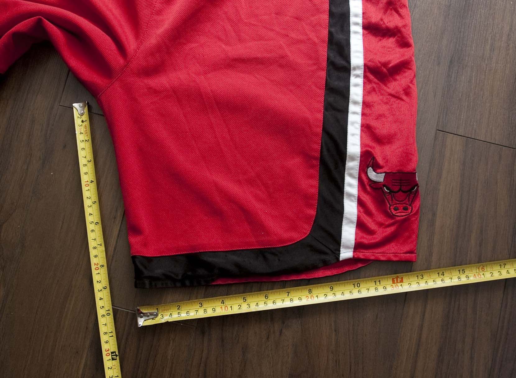 Adidas × NBA Chicago Bulls Shorts Adidas NBA Size XL /36 Size US 36 / EU 52 - 7 Thumbnail