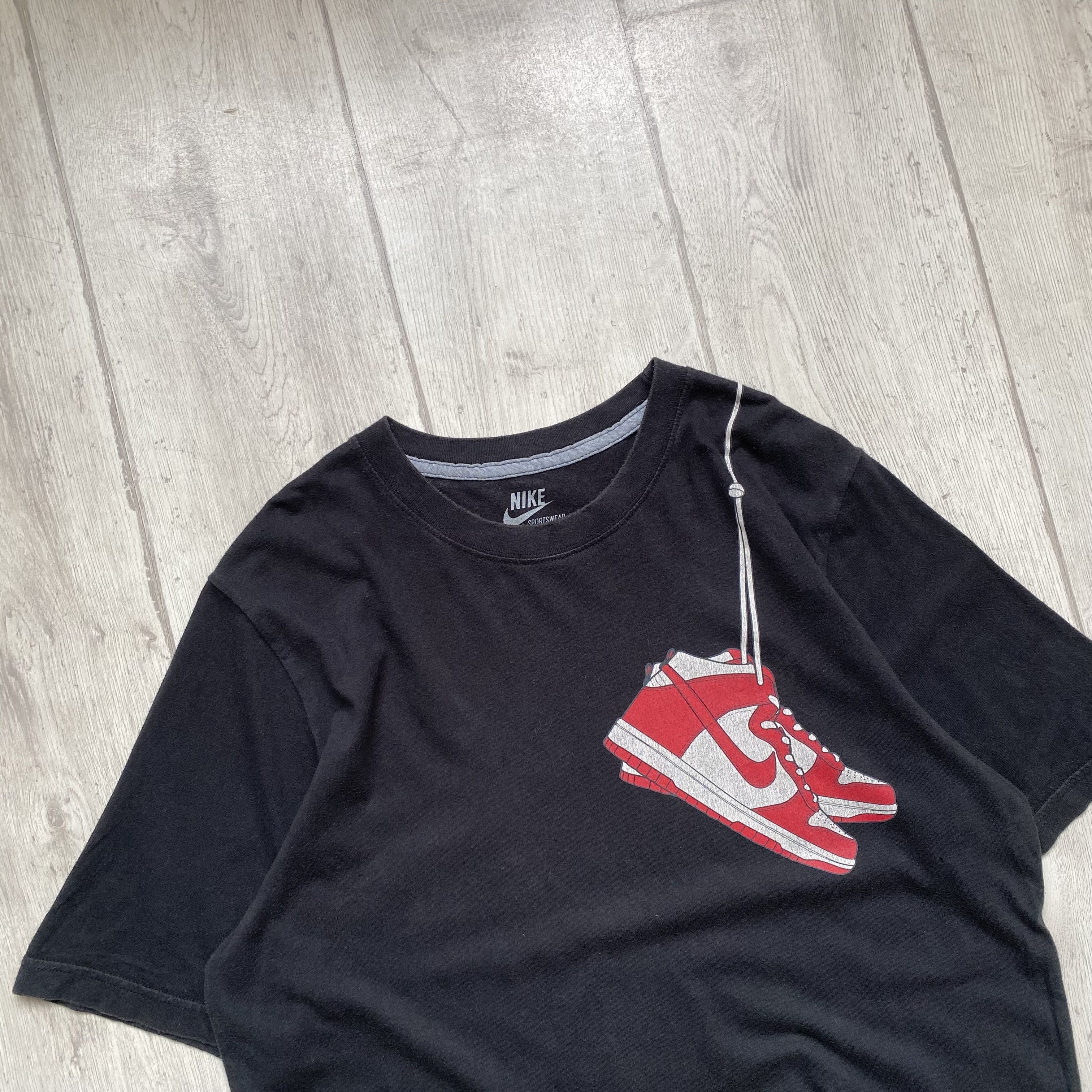 Nike 👟 Vintage 00s Nike Dunk Logo Tee Distressed Air Max Shox Size US L / EU 52-54 / 3 - 2 Thumbnail