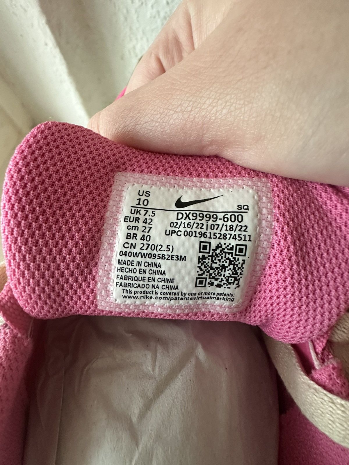 Jacquemus × Nike Nike x Jacquemus Humara Pink Flash - Women’s 10/Men’s 8.5 Size US 10 / IT 40 - 8 Thumbnail