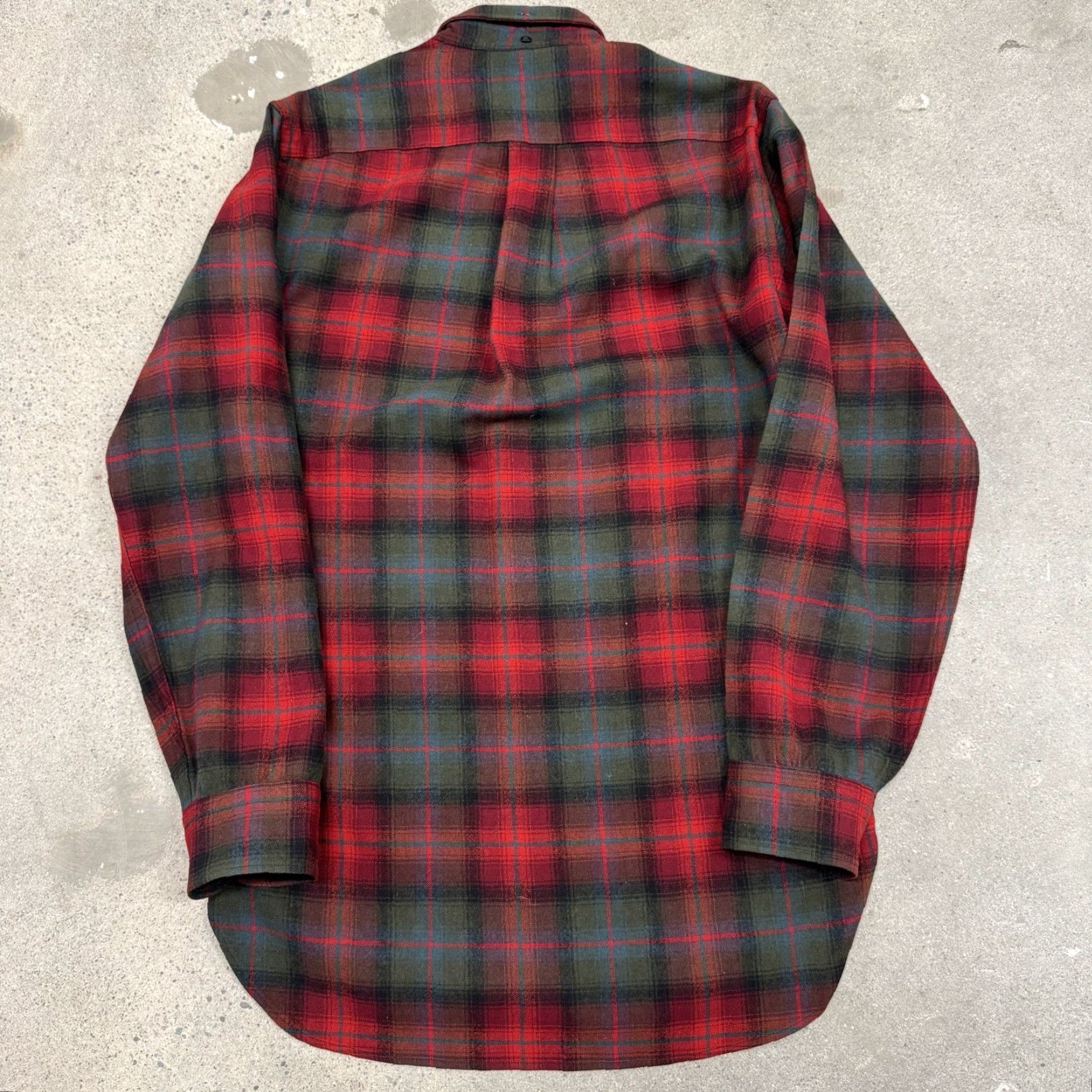 Pendleton VINTAGE Pendleton Shirt Shadow Plaid Wool Flannel Mens Small Red Long Sleeve Button-Up Size US S / EU 44-46 / 1 - 4 Thumbnail