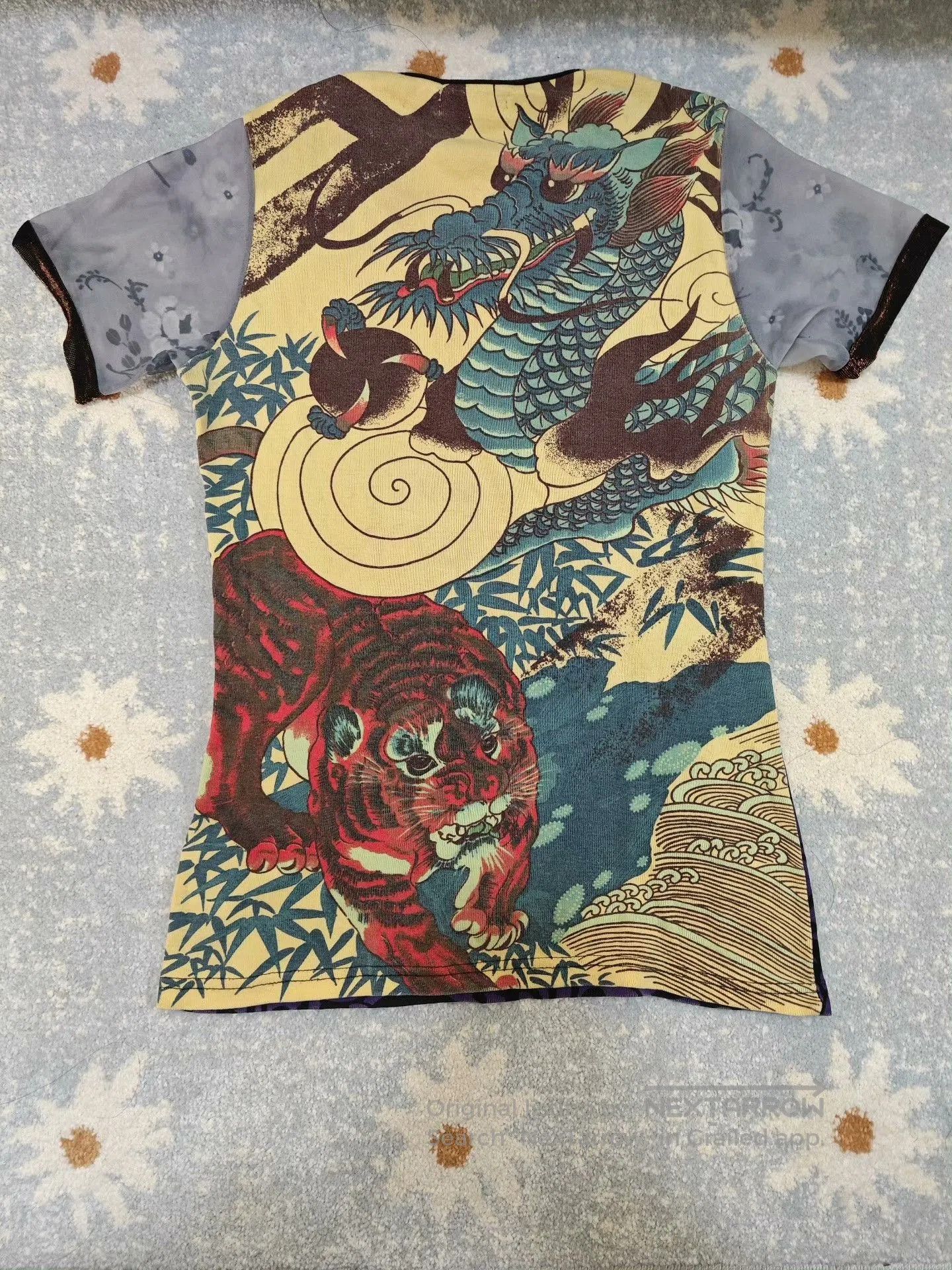 Custo Barcelona Custo Barcelona Purple Dragon Print Top. Size S / US 4 / IT 40 - 3 Thumbnail