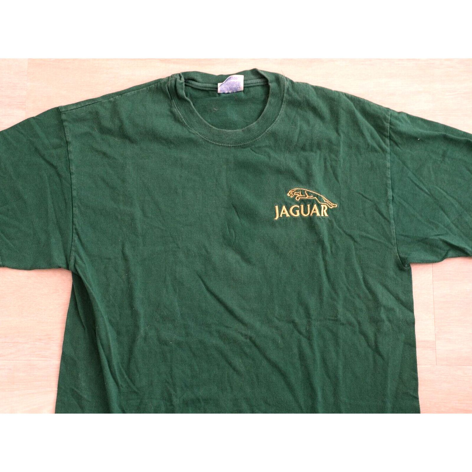 Hanes Vintage 90s Hanes Beefy-T Jaguar T-Shirt Mens L Automotive Size US L / EU 52-54 / 3 - 1 Thumbnail