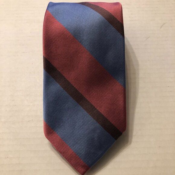 Hickey Freeman hickey freeman new 52%silk 48%cotton tie 3 1/4" X 60 1/4" Size ONE SIZE - 1 Thumbnail