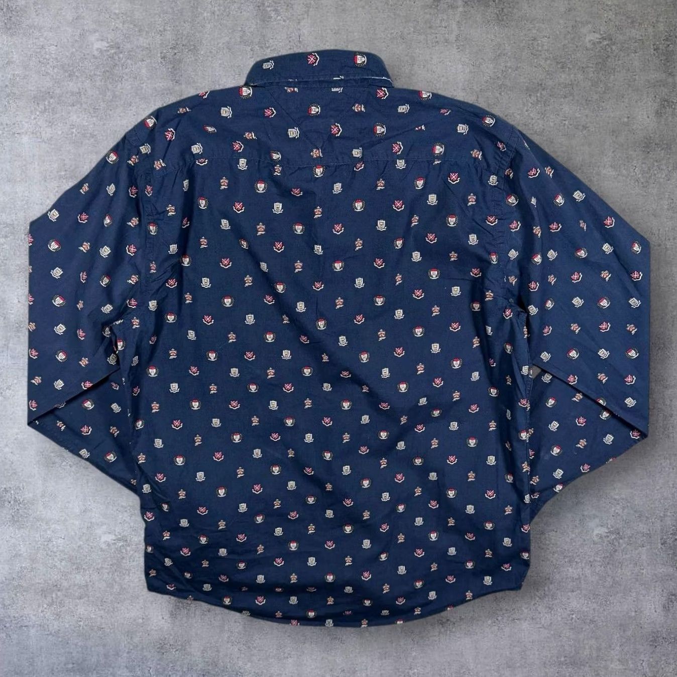 Tommy Hilfiger Tommy Hilfiger Regular Fit Crest Logo Pattern Long Sleeve Button-Down Cotton Shirt Large Navy Blue Mens Size US L / EU 52-54 / 3 - 2 Thumbnail