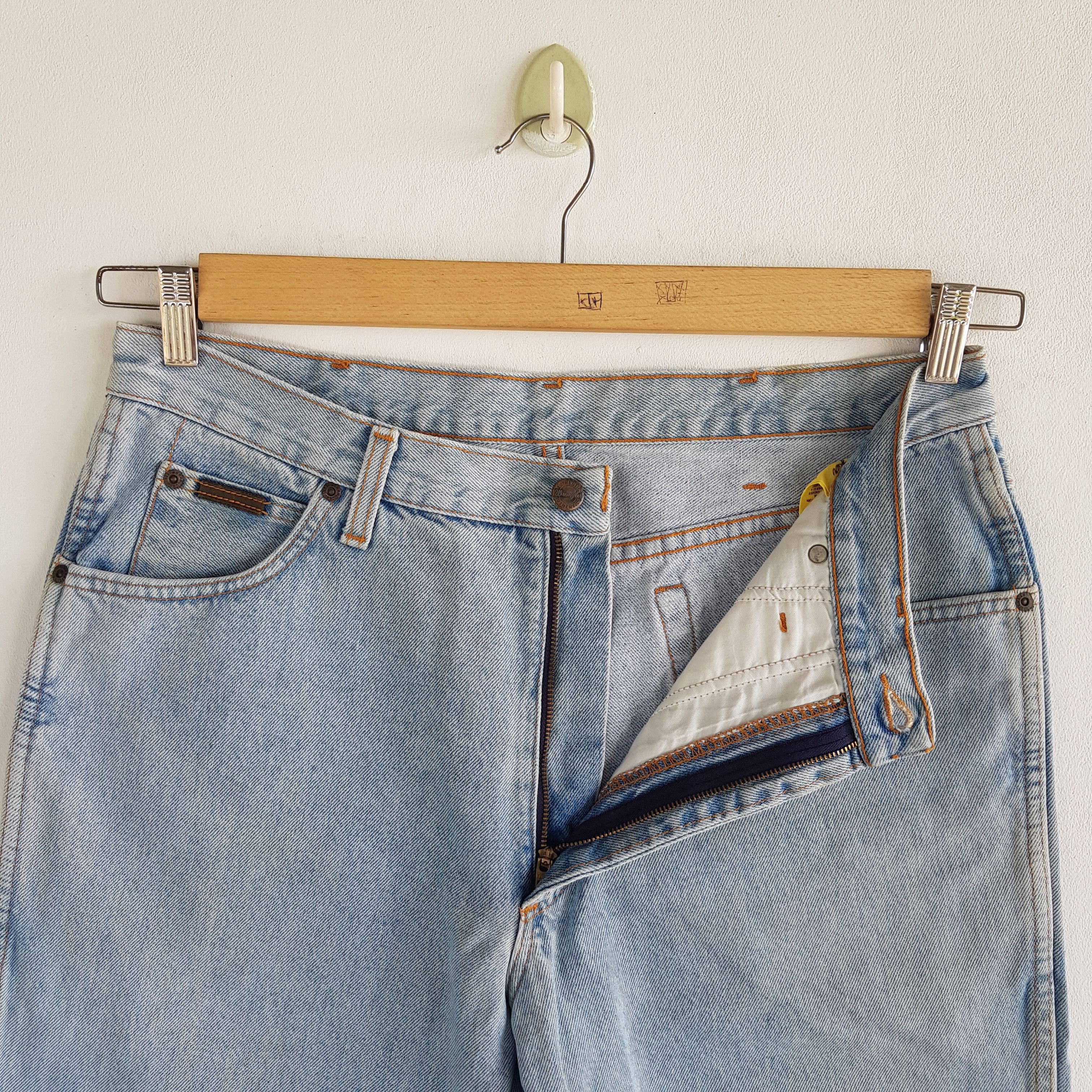 Vintage Vintage Wrangler Light Wash Jeans Wrangler Sun Faded Denim Size US 32 / EU 48 - 5 Thumbnail