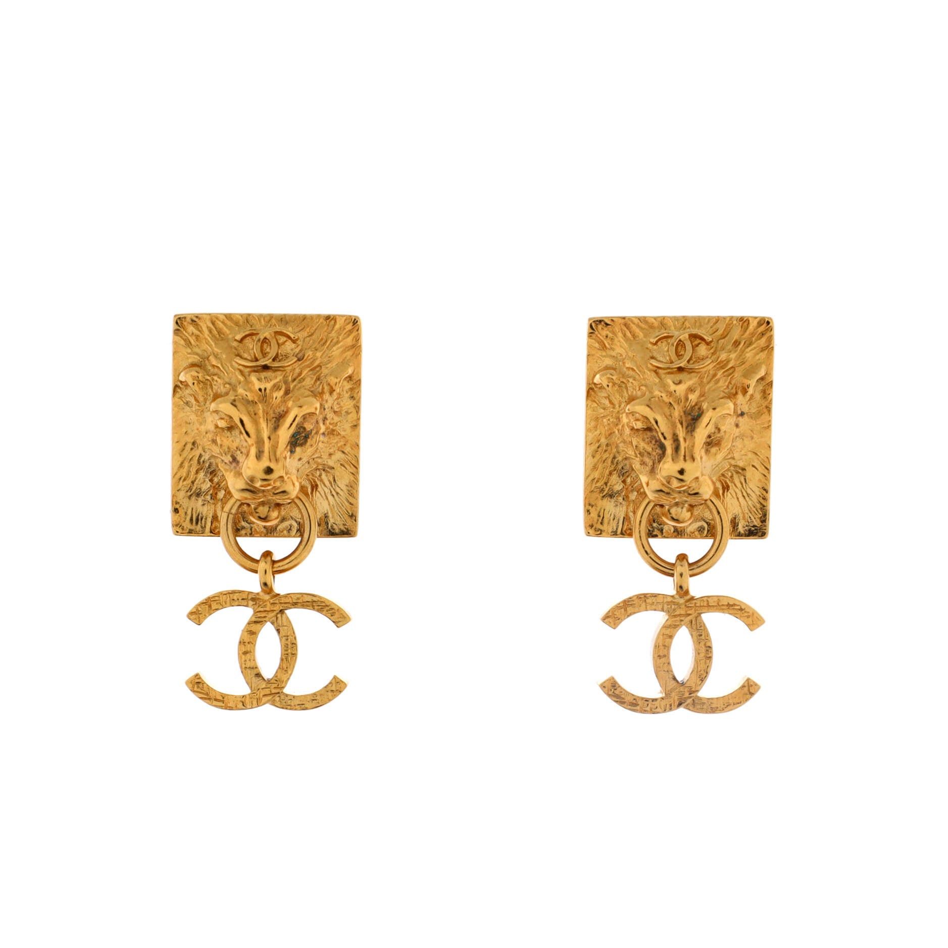 Chanel CC Lion Head Drop Earrings Size ONE SIZE - 1 Thumbnail
