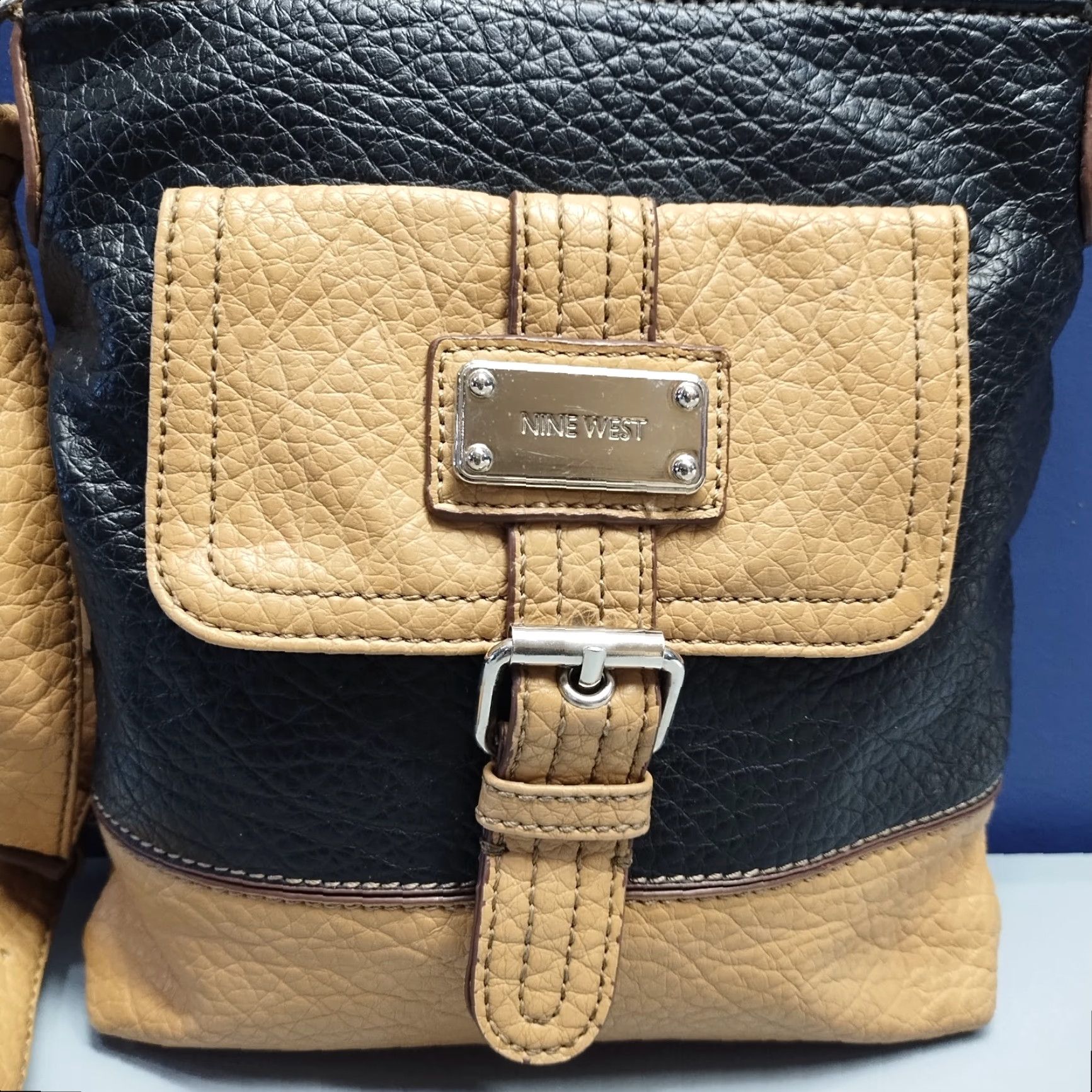 Nine West Nine West Crossbody Bag Monogram Black Tan Two Tone Adjustable Straps Womens Medium Modern Size ONE SIZE - 4 Thumbnail