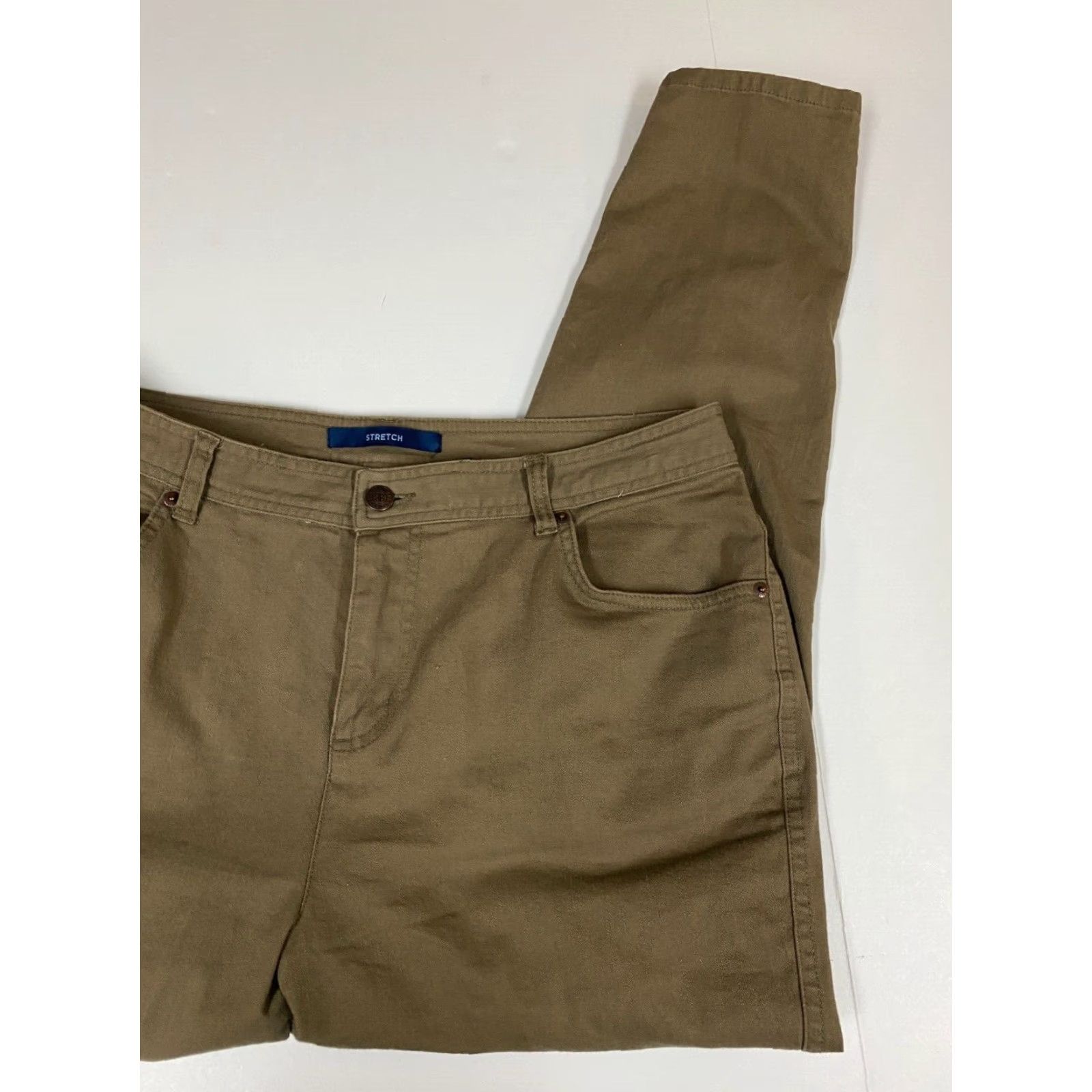 Bill Blass Bill Blass Womens Chino Pants 14P Brown Straight Stretch Size 36" / US 14 / IT 50 - 2 Thumbnail