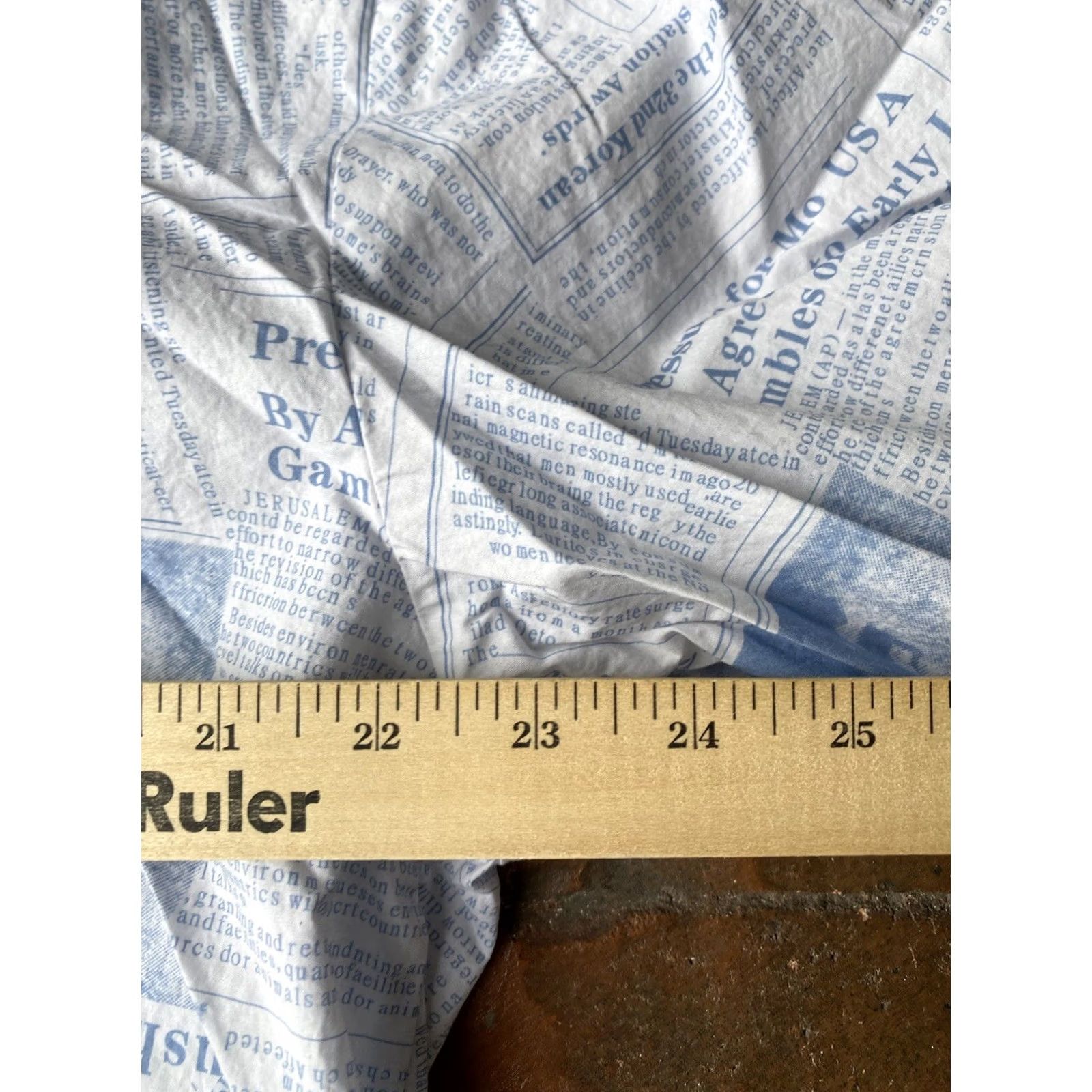 Vintage Gabby Isabella Newspaper Print Button Up Dress Shirt Womens Medium Shirt Regular White 80s 90s Vintage No Size M / US 6-8 / IT 42-44 - 7 Thumbnail