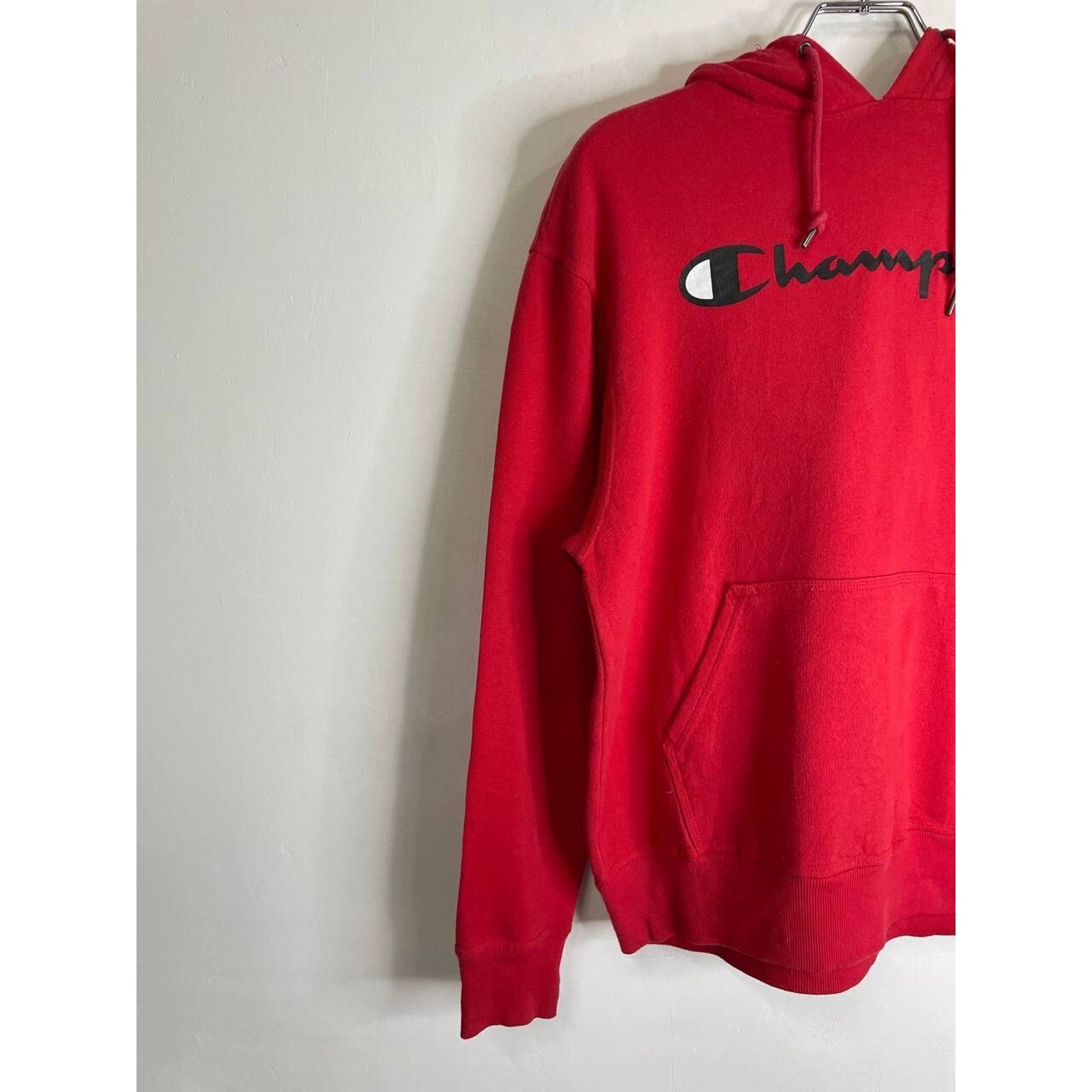 Champion Vintage Champion Red Hoodie Logo USA Sweatshirt Size M Size US M / EU 48-50 / 2 - 4 Thumbnail