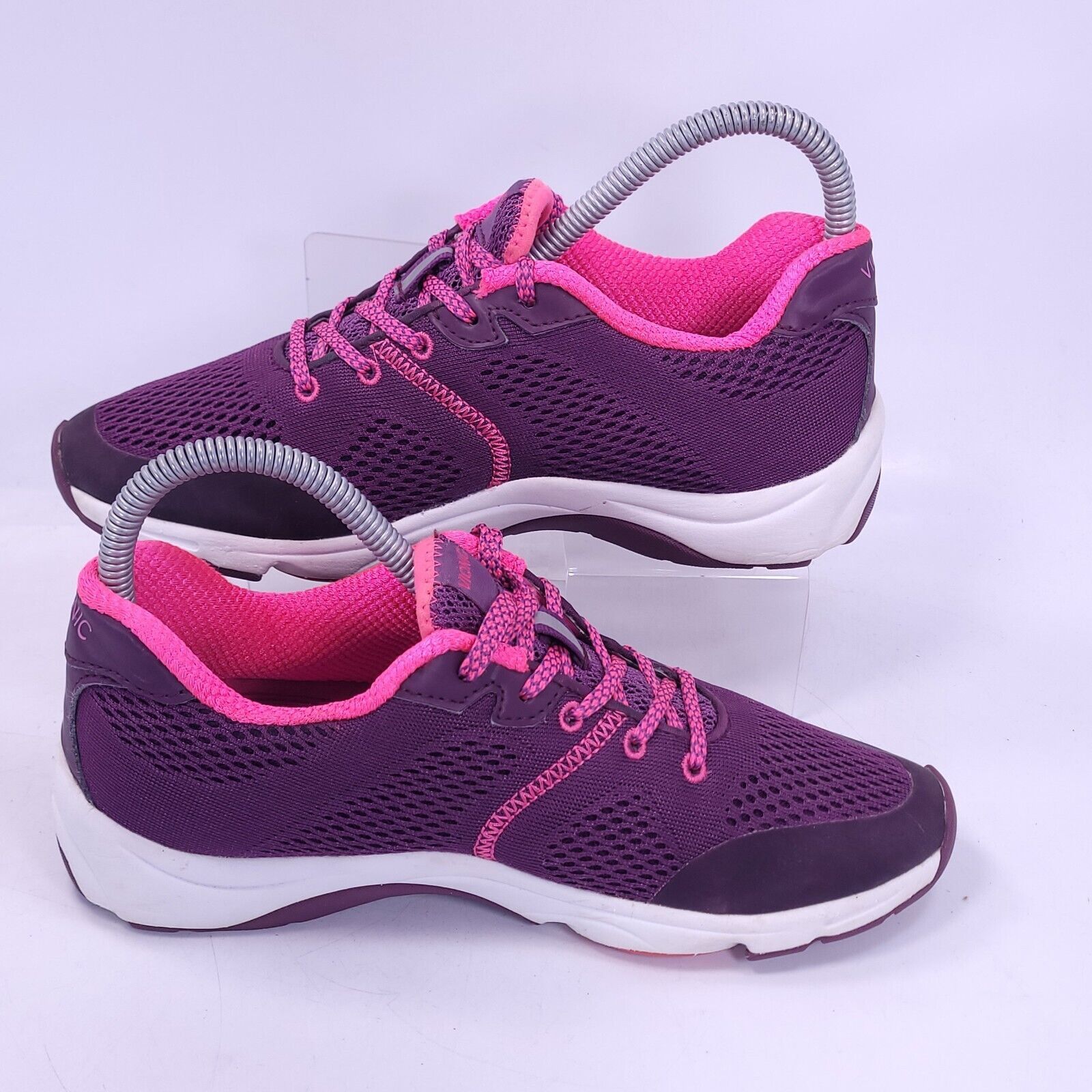 Vionic Vionic 335 Emerald Walking Shoe Womens Size 6 9030 Purple Size US 6 / IT 36 - 5 Thumbnail